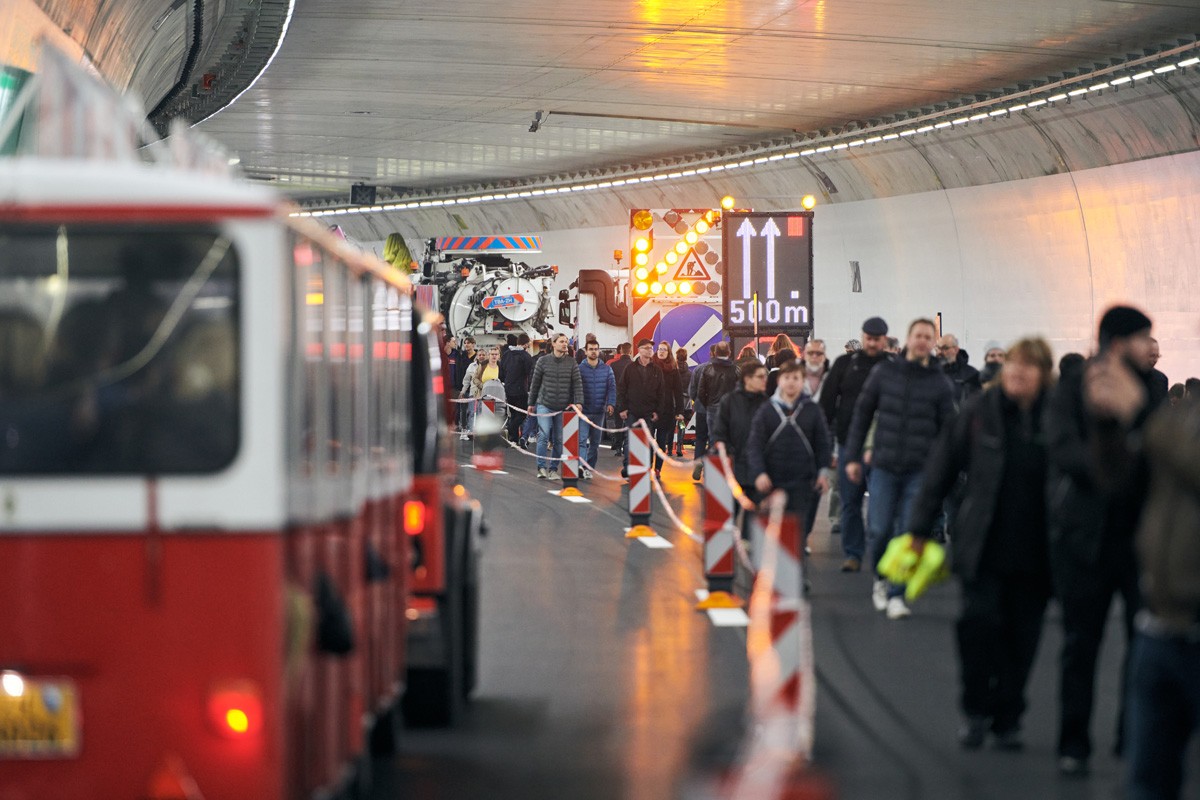 Tunnelfest dritte Grubriströhre Astra