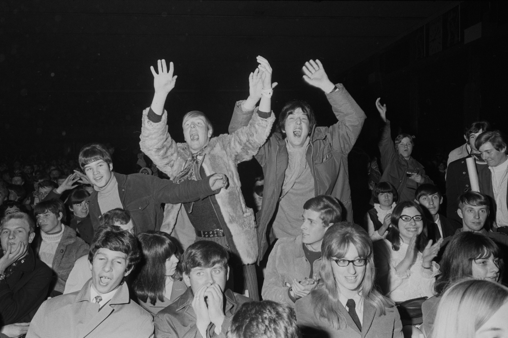 Publikam am Konzert der Bee Gees im März 1968, in der Alten Festhalle
