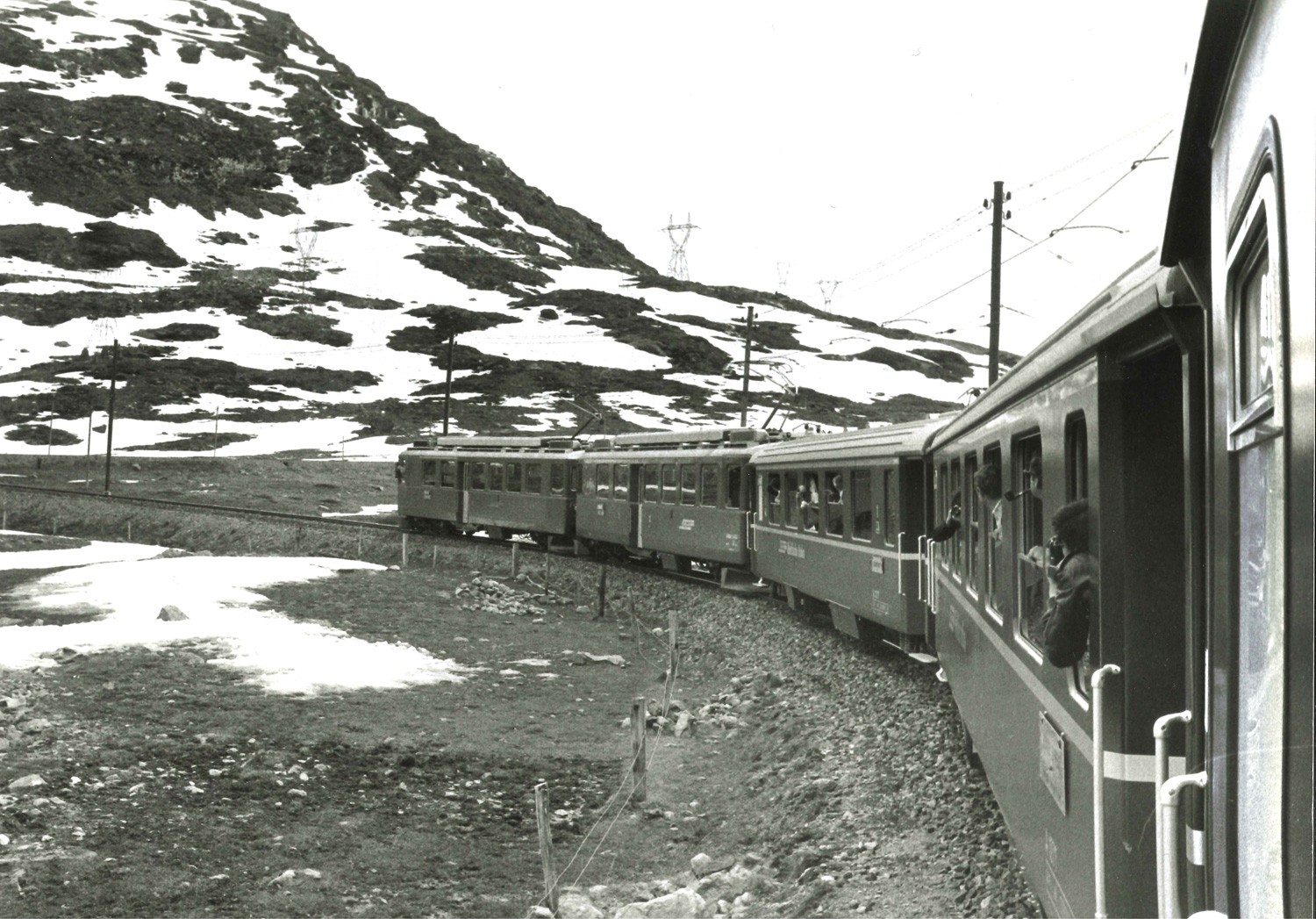 Bernina Express am Berninapass