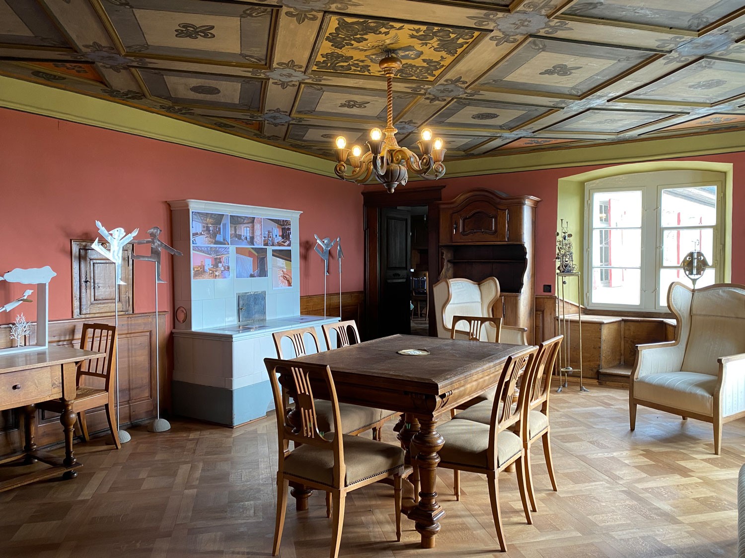 Schloss Wartenfels in Lostorf Solothurn Esszimmer