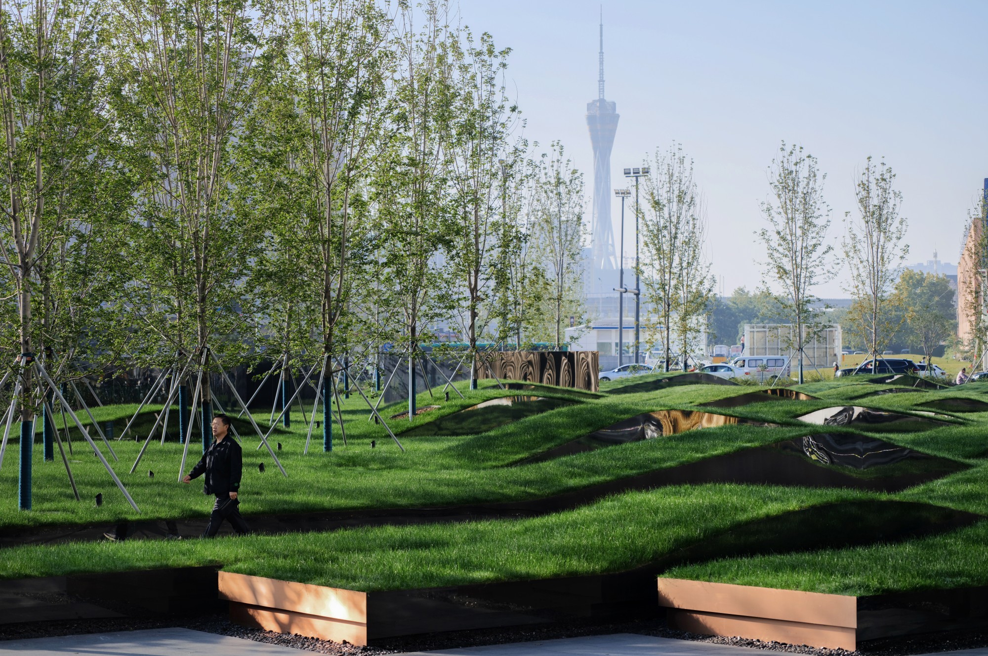 Park vor dem Le Meridien Hotel in Zhengzhou