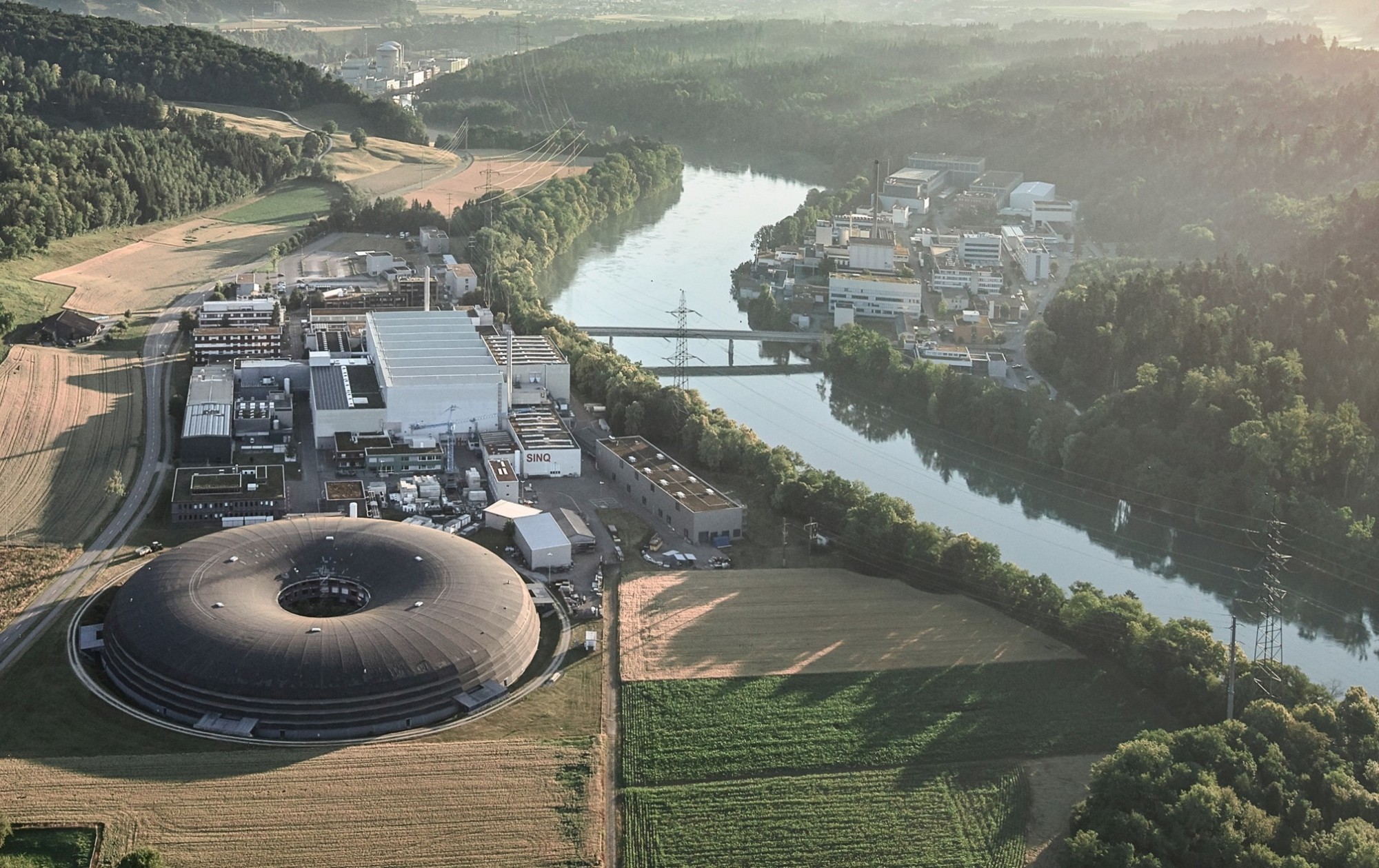 Die Synchrotron Lichtquelle Schweiz  (SLS) aus der Vogelperspektive