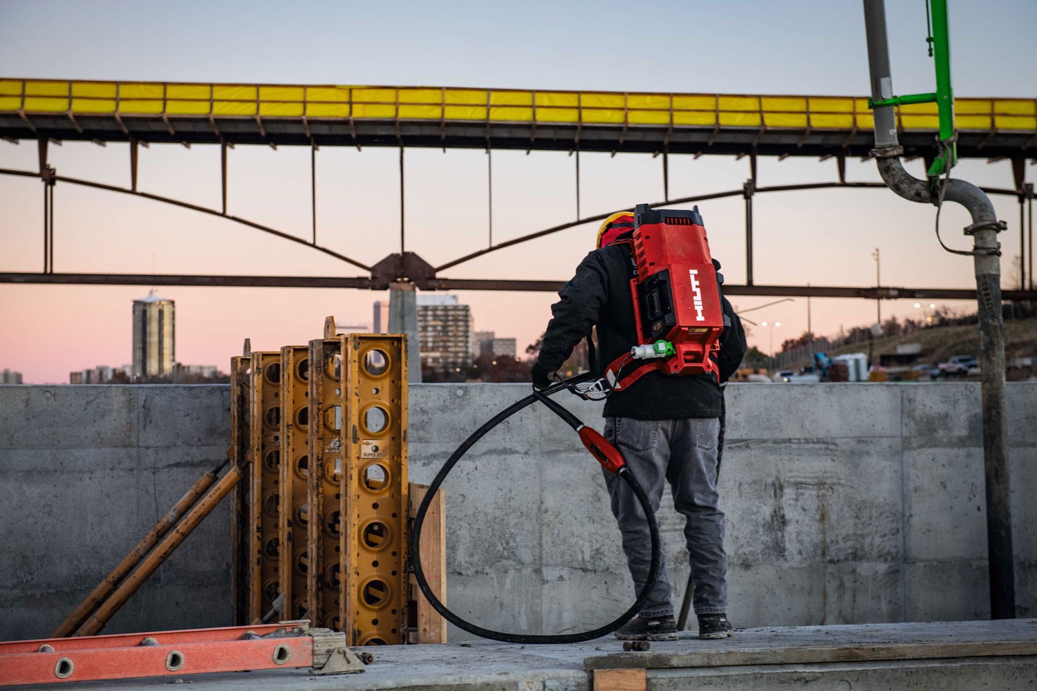 Hilti Akku-Rucksacklösung NCV 10-22