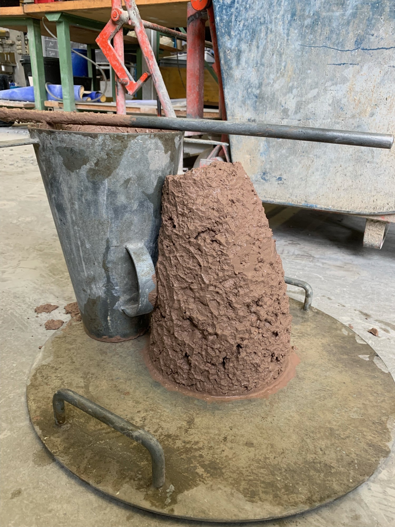 Kalzinierter Ton-Zement