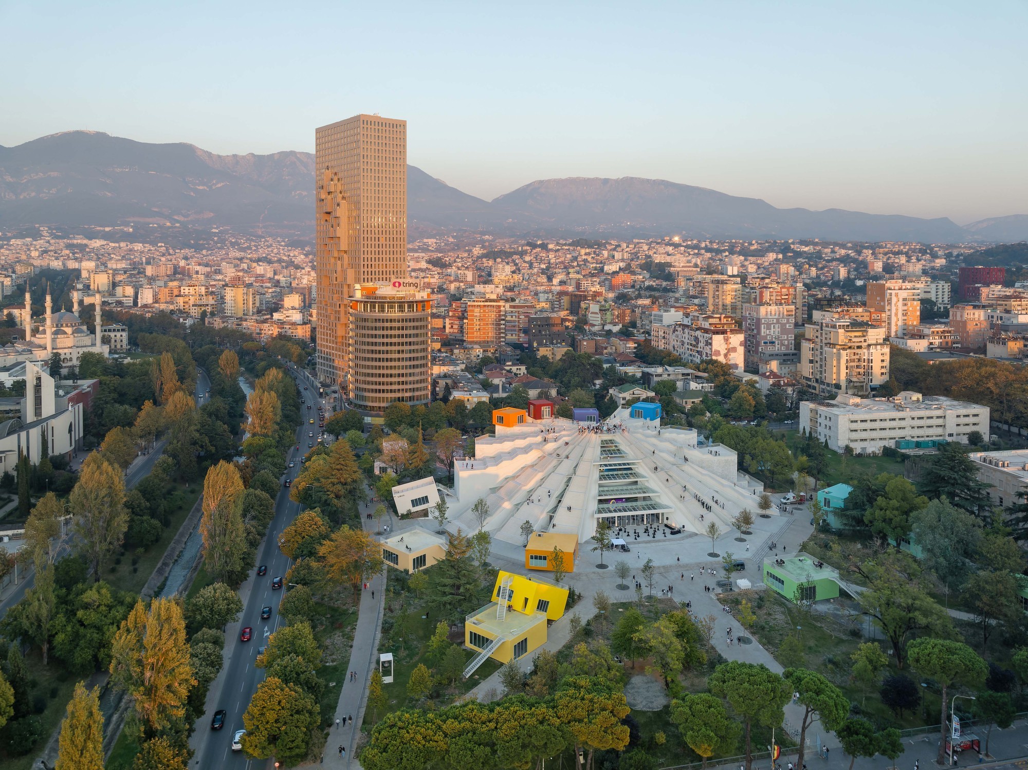 Pyramide von Tirana
