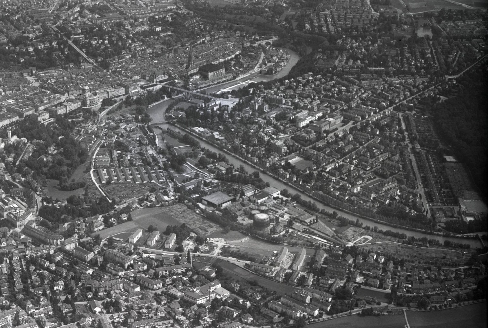 Luftbild Innenstadt Bern im Jahr 1946
