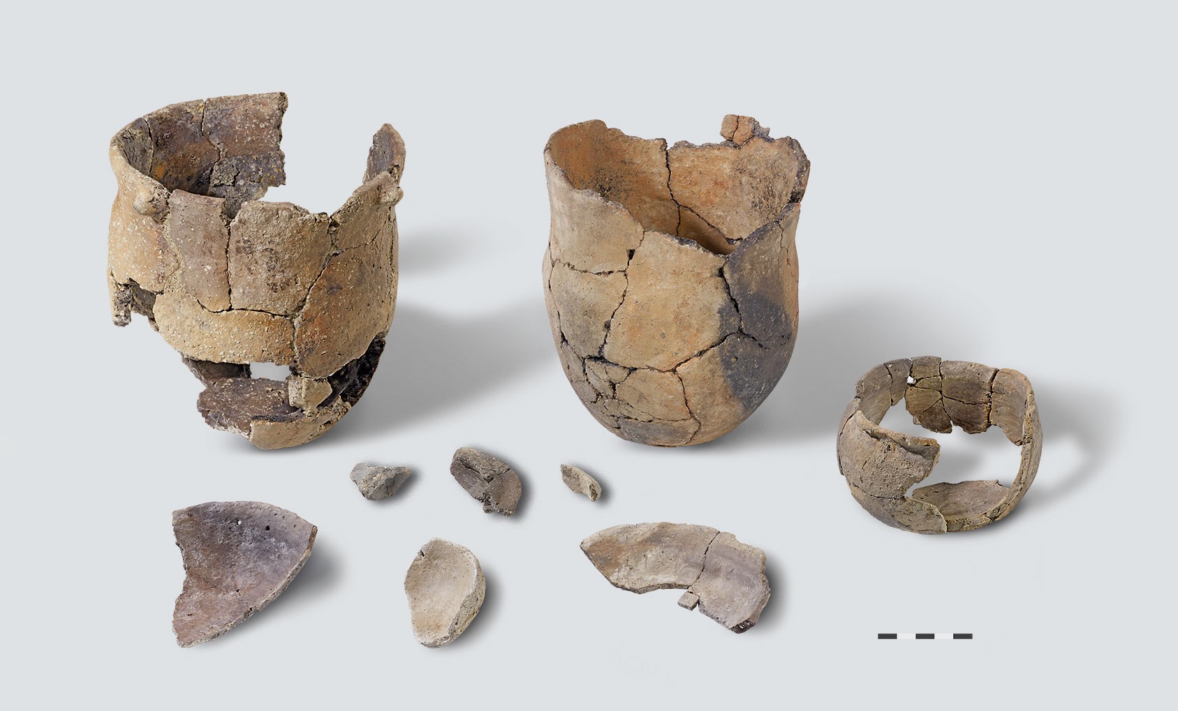 Jungsteinzeitliche Keramikgefässe Siedlungen Sutz-Lattrigen