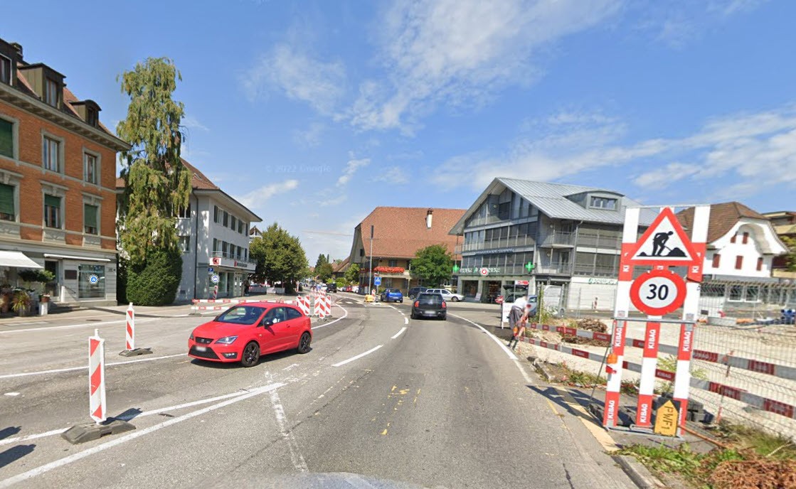 Blick Richtung Bernstrasse Ortsdurchfahrt in Münsingen
