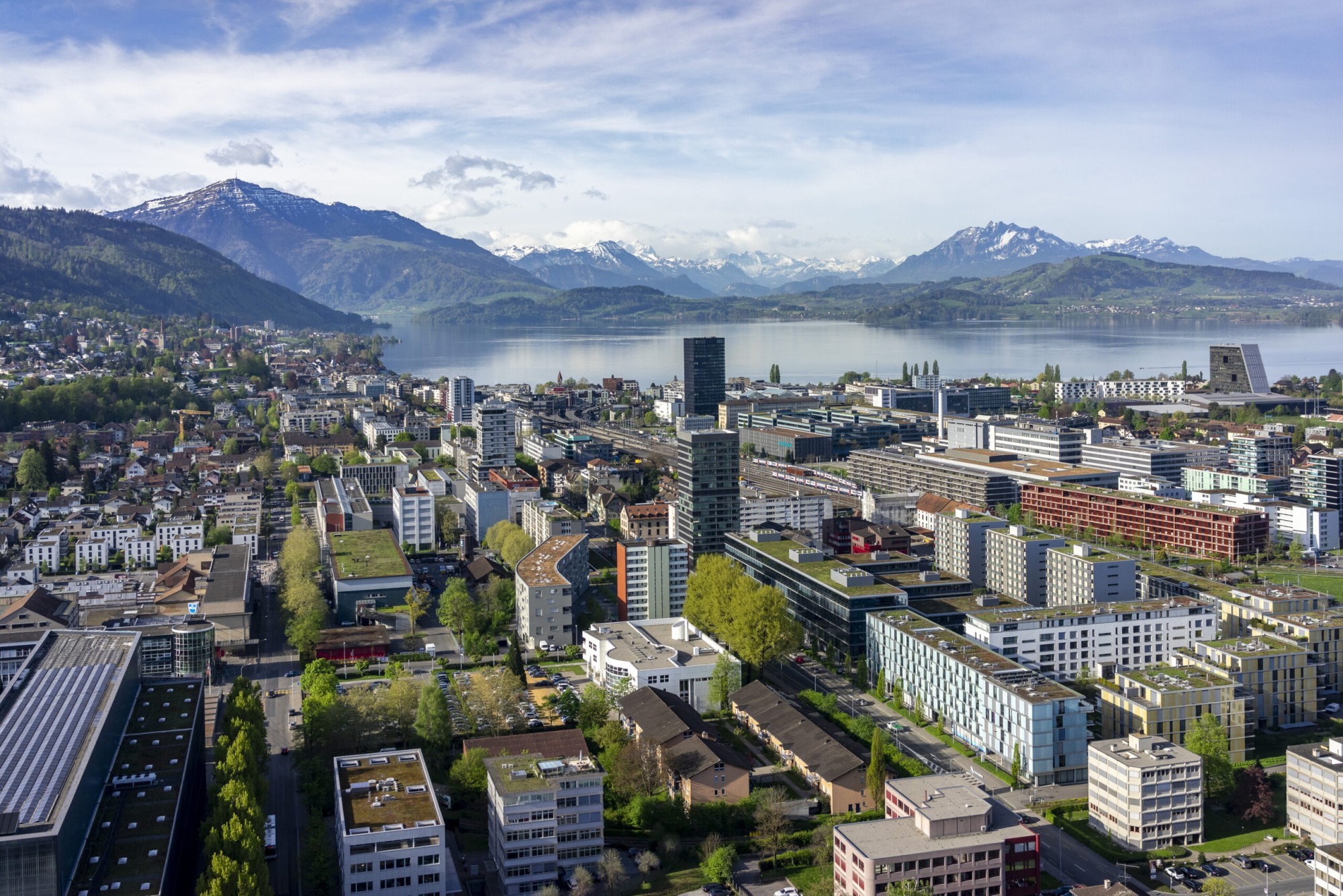 Luftaufnahme Ahornpark in Stadt Zug