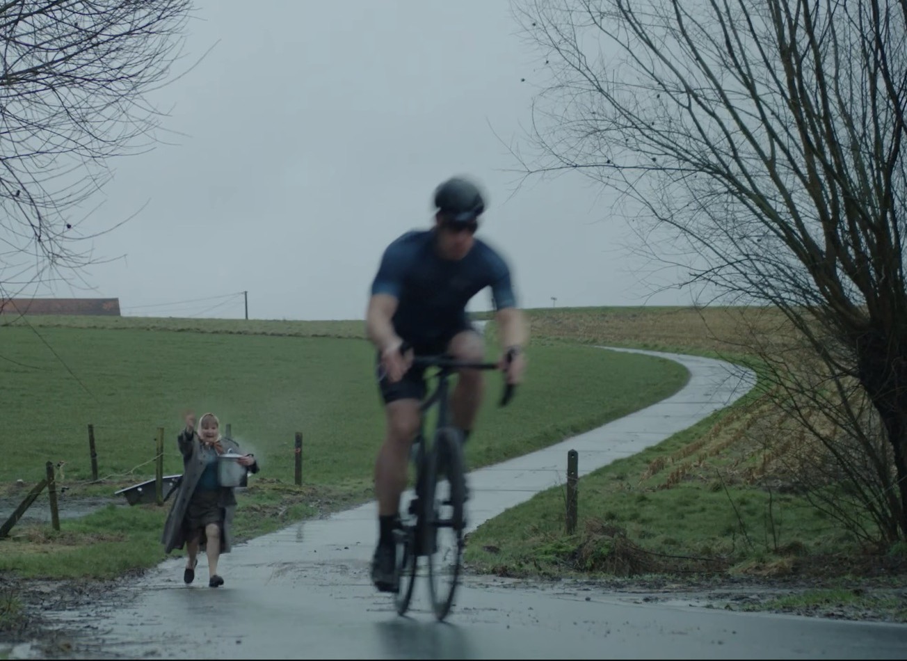 Legendäre Rennstrecke, Rindseintopf und Velofahrer | Baublatt