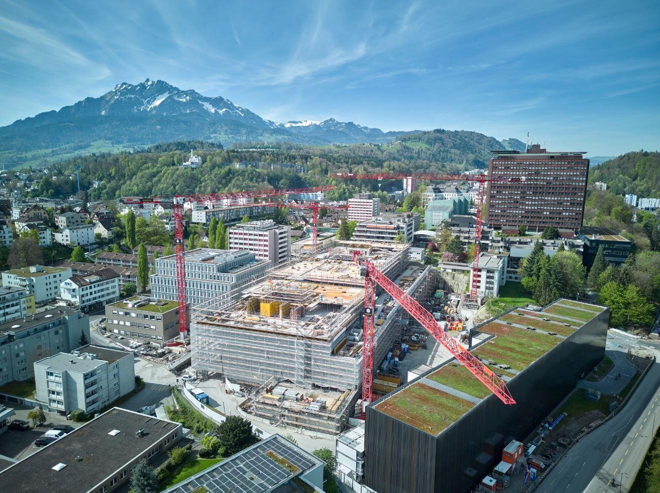 Baustelle von Neubau Kinder- und Frauenklinik Luks