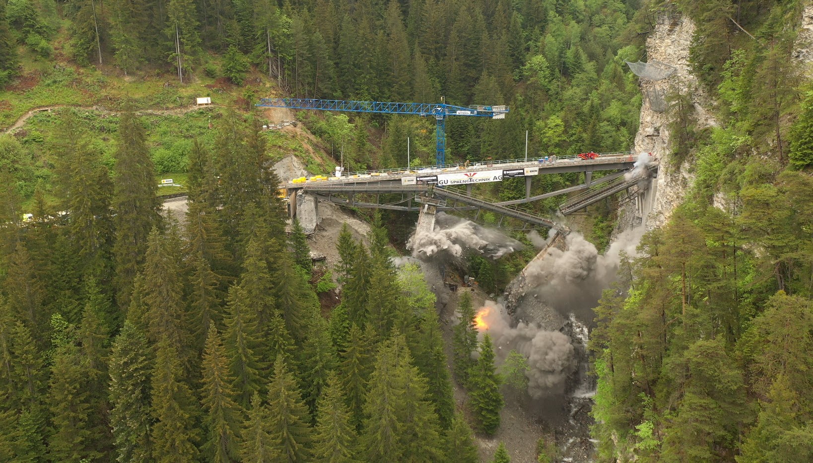 Sprengung altes Castielerviadukt
