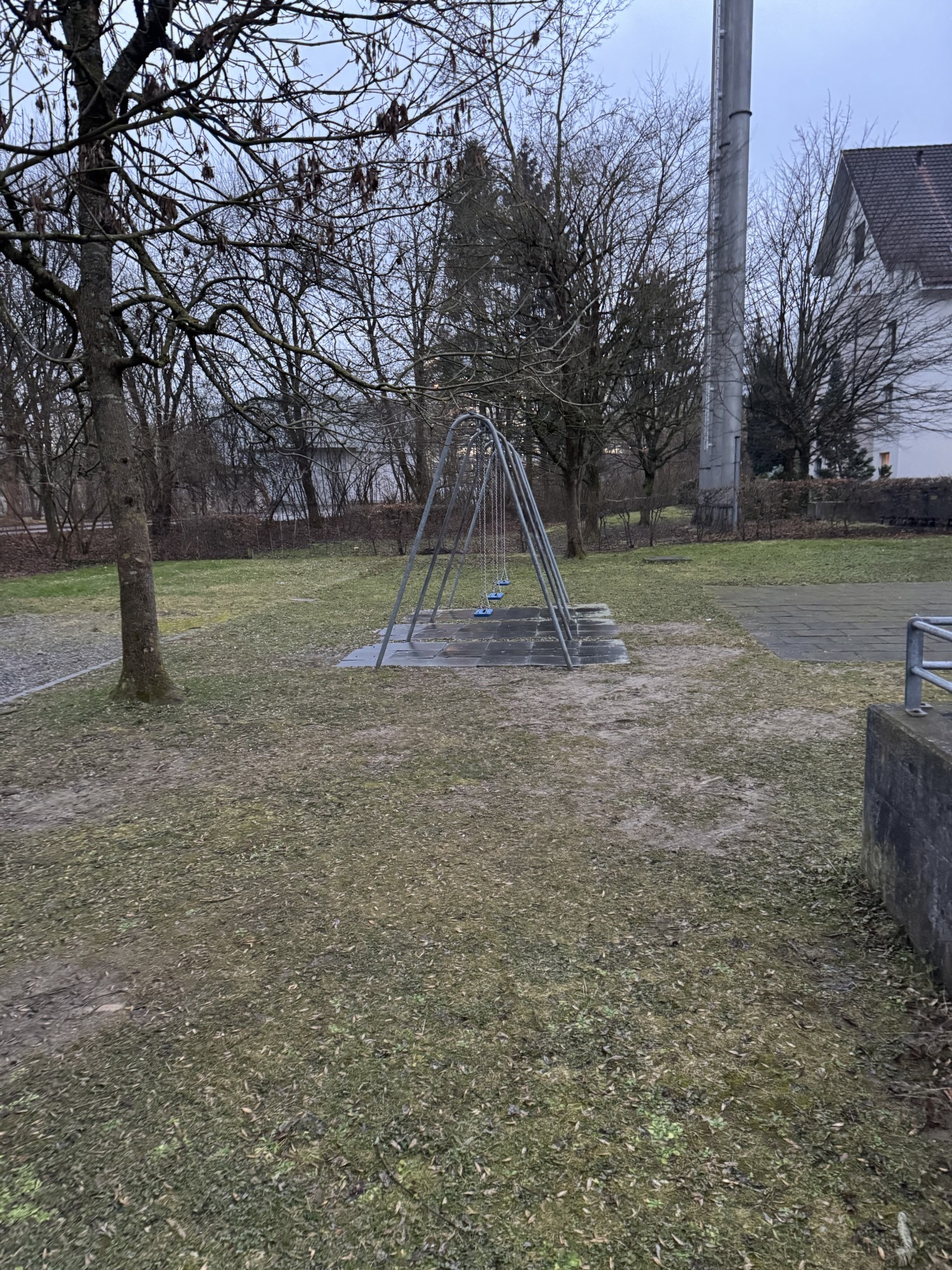 Einer von vielen Spielplätzen im Tiergarten @simonematthieu