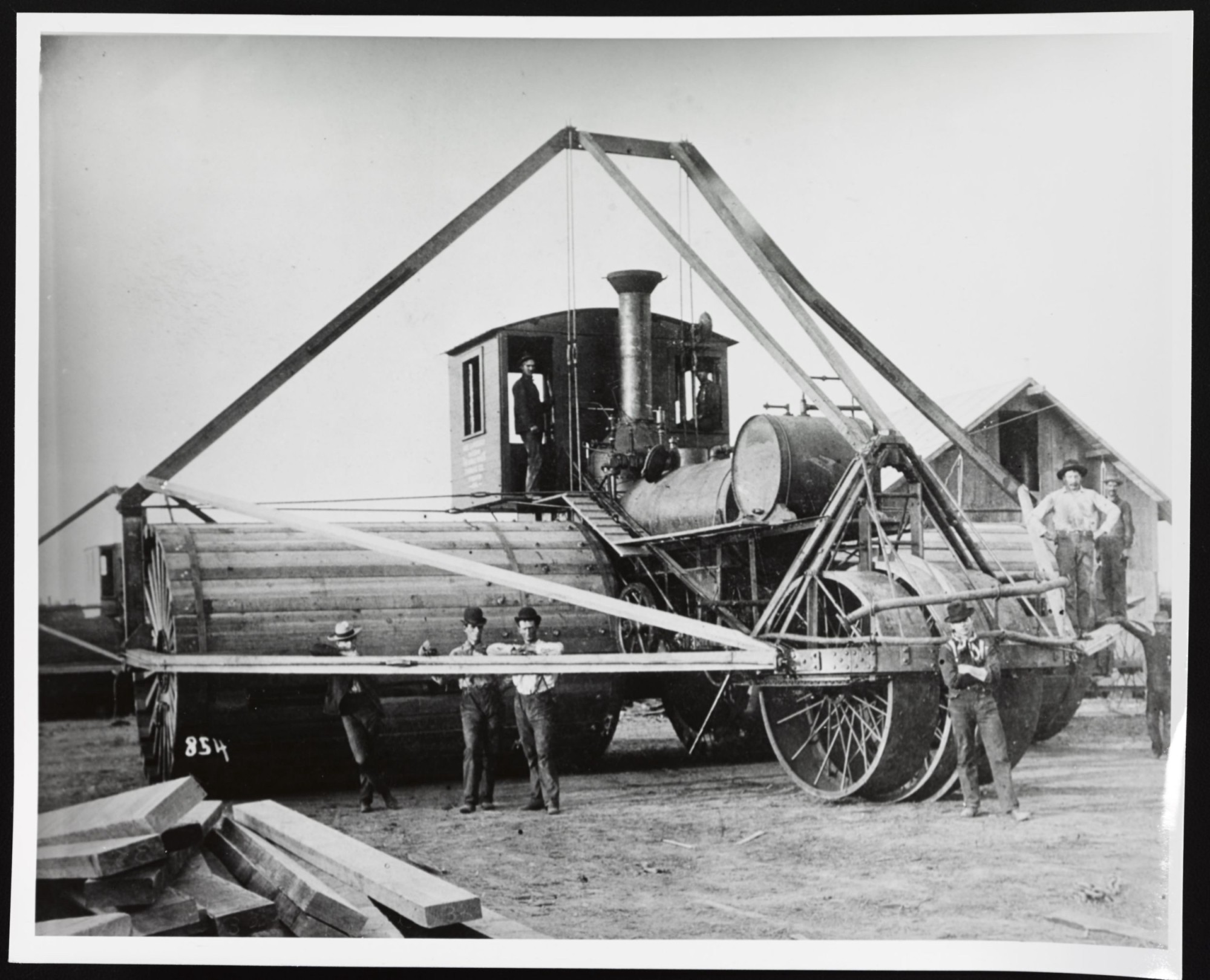 Vorgänger zum Caterpillar