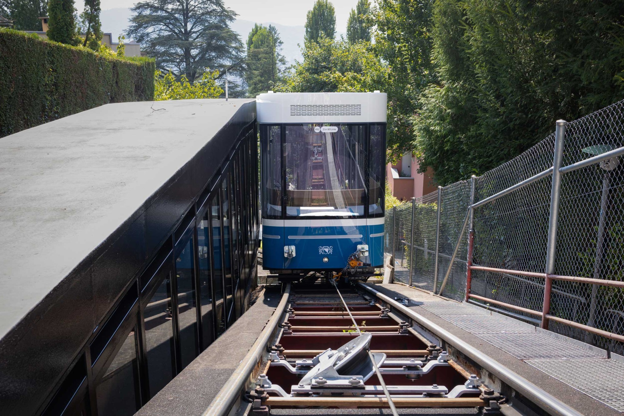 Neue Kabine der Rigiblick-Bahn