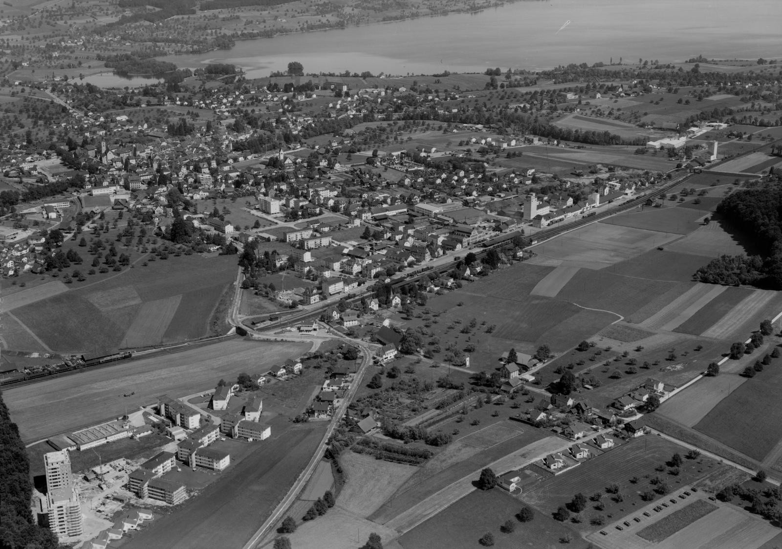 Historische Aufnahme von Sursee um 1964