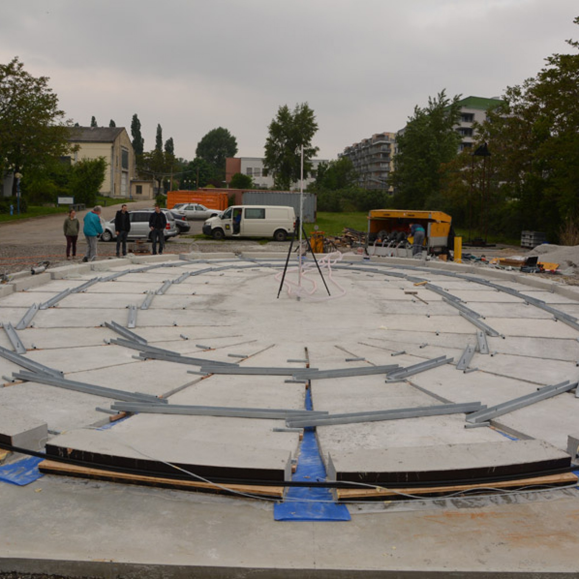 Die Form wird mit Beton ausgegossen. (TU Wien)