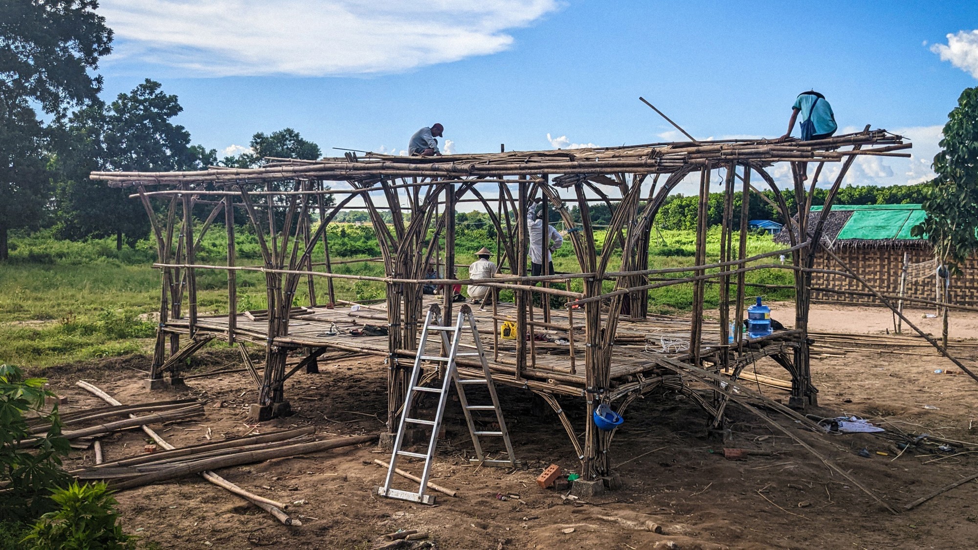 Gerüst eines Bambushauses.