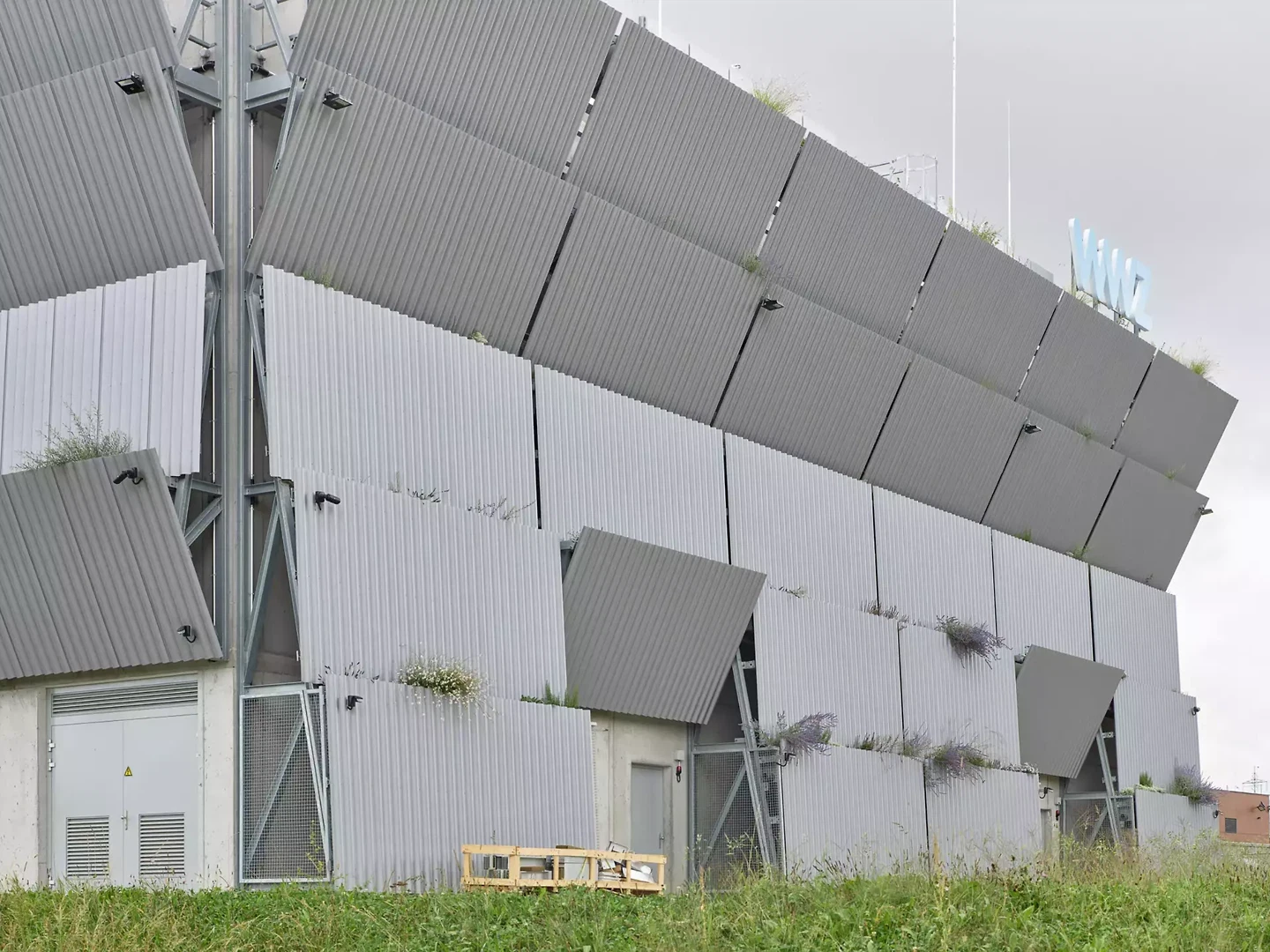 Swiss Arc Award Sieger 2025 Fassade Energiezentrale Unterfeld