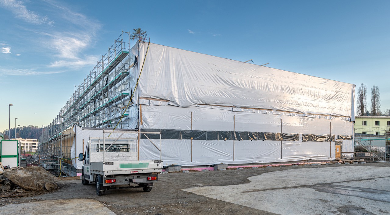 Baustelle Dreifachturnhalle Feld in Flawil