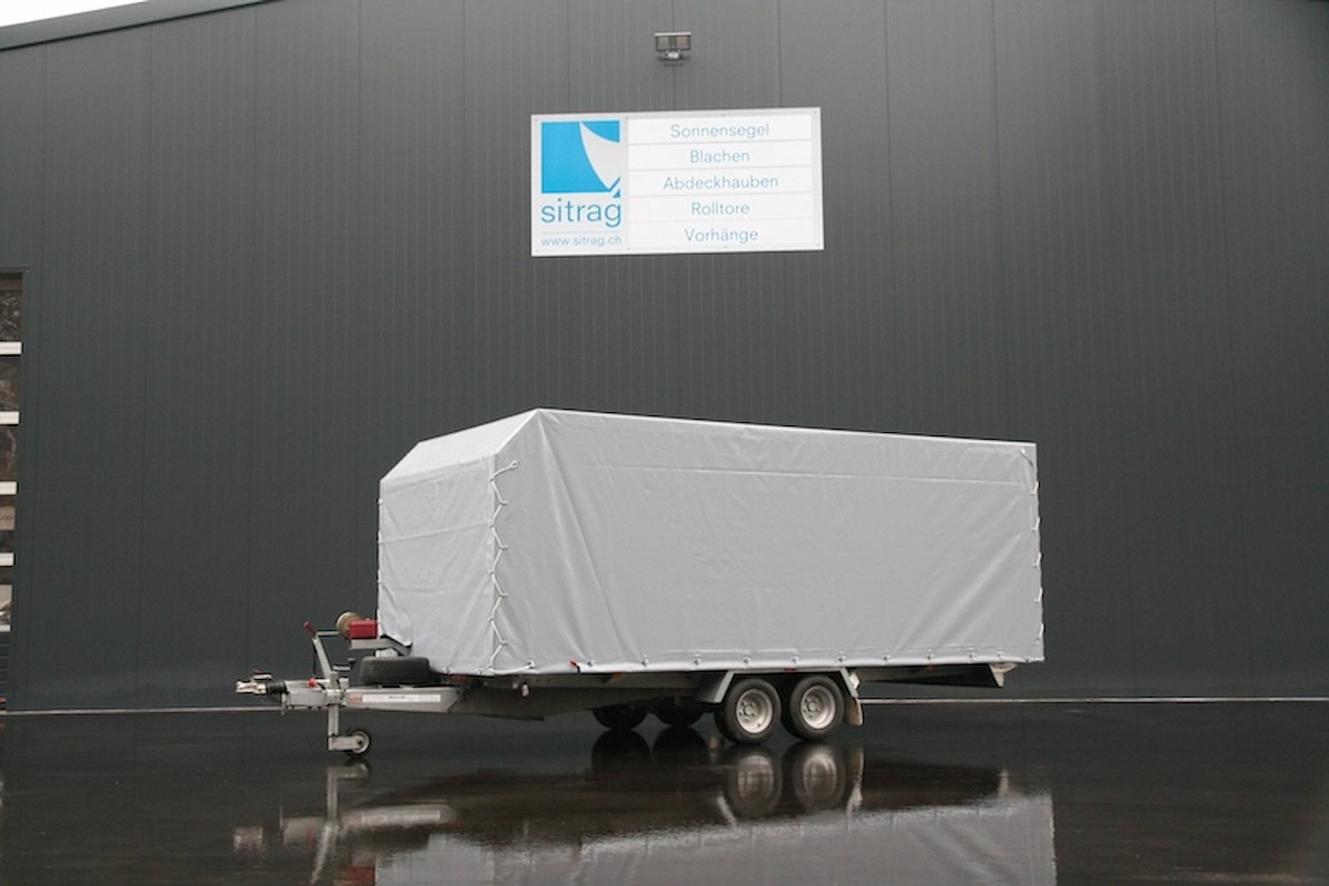 Anhängerblachen SItrag