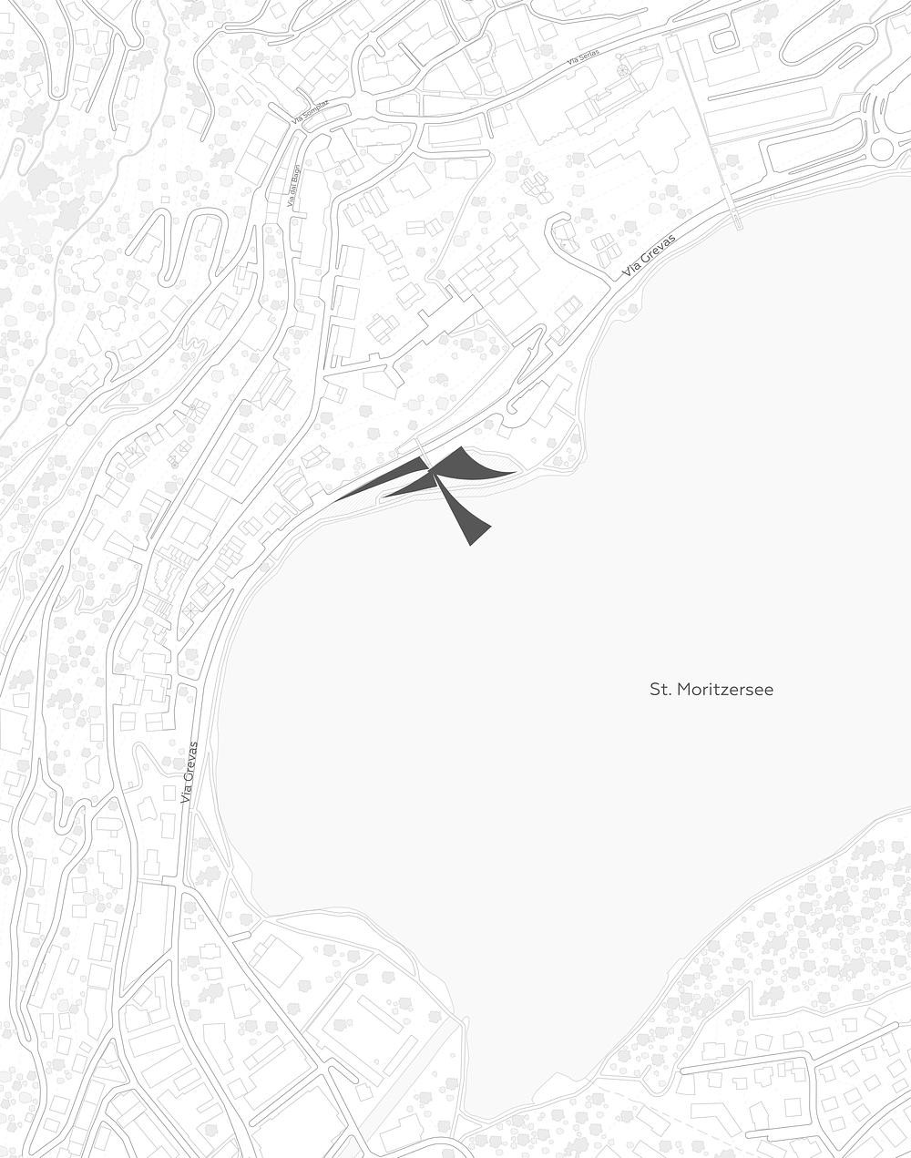 Holz-Ensemble am Ufer des St. Moritzersees