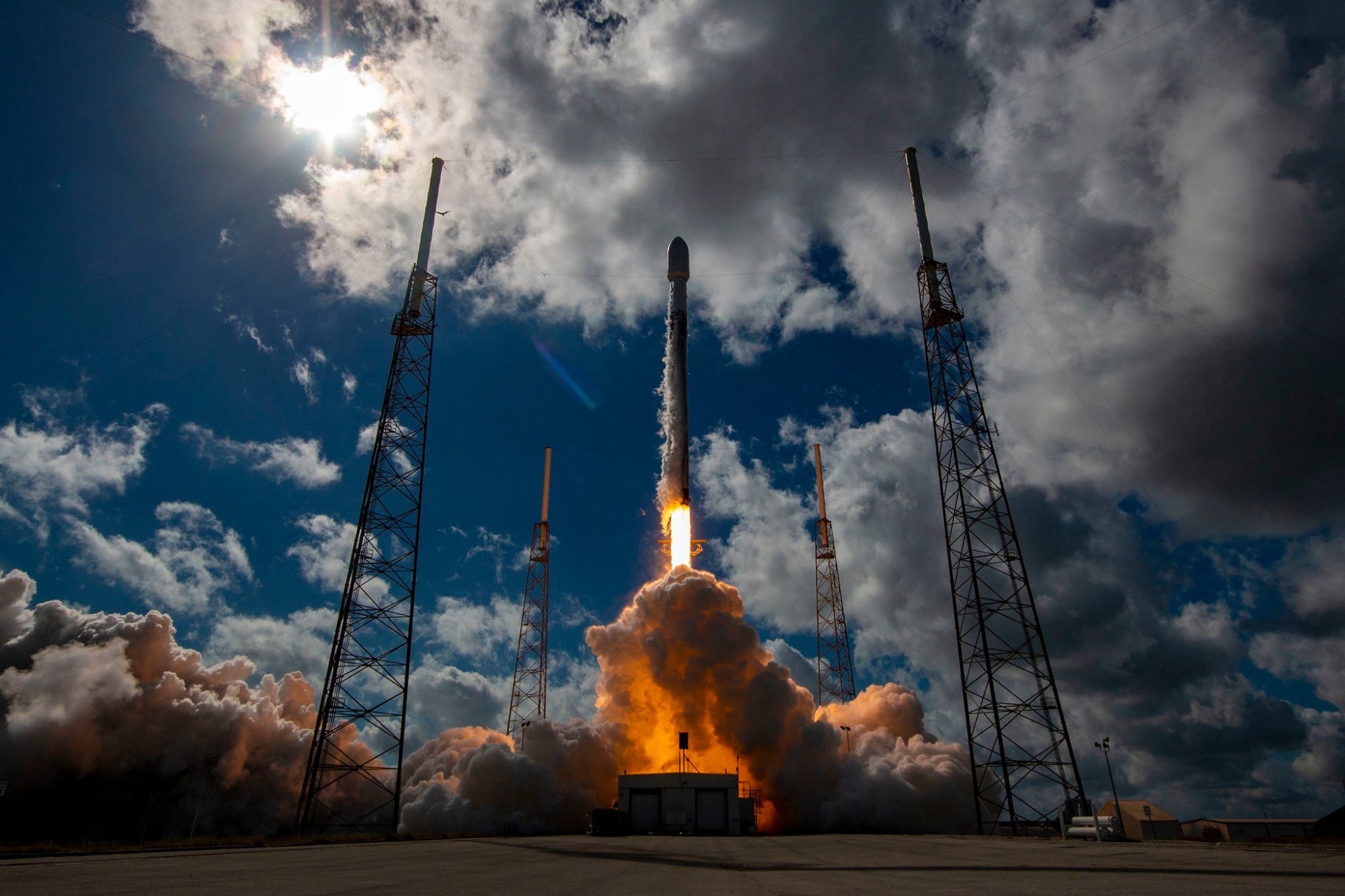 BBL3096cqTR9D5Pyp-2lux