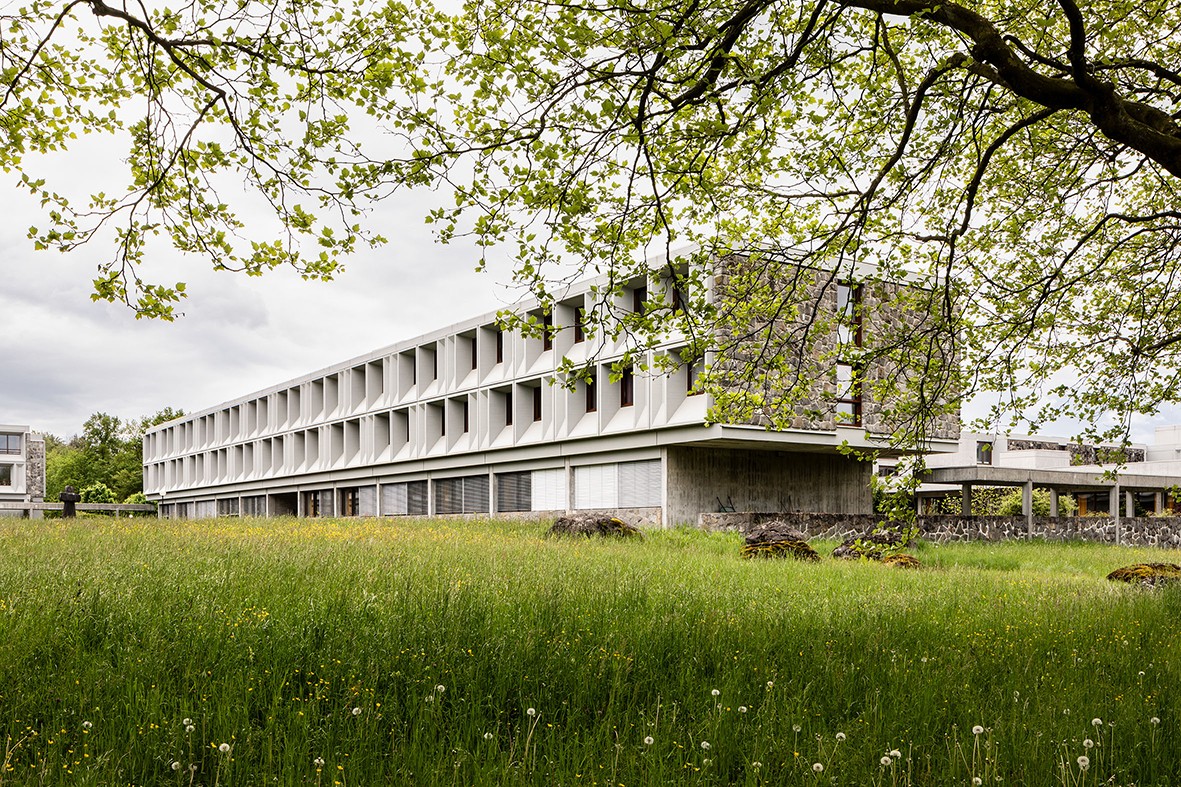 Kloster-Baldegg_Schutzumschlag-Vorne_Mutterhaus_web