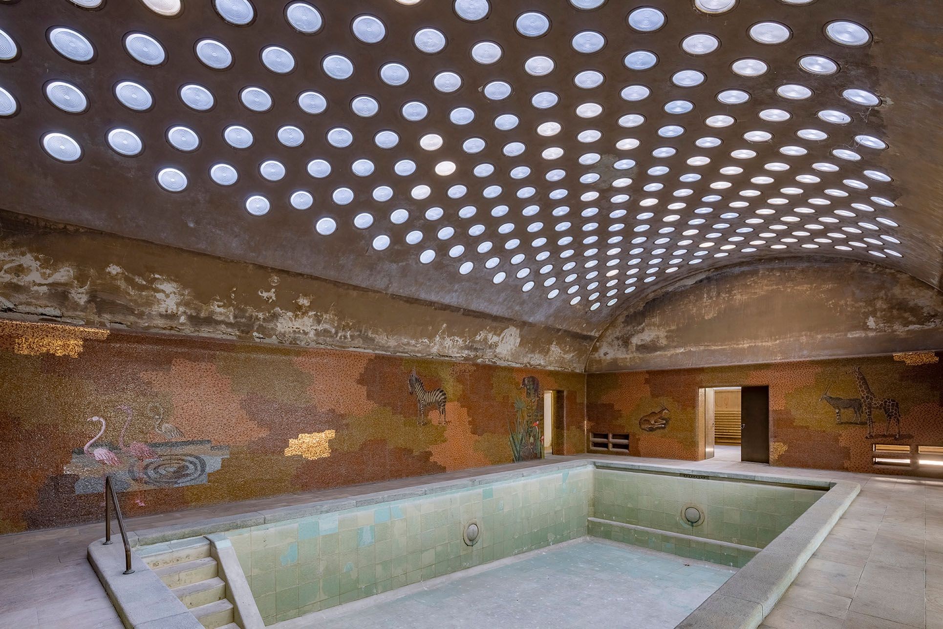 Historische Parkanlage am Römerholz in Winterthur Hallenbad