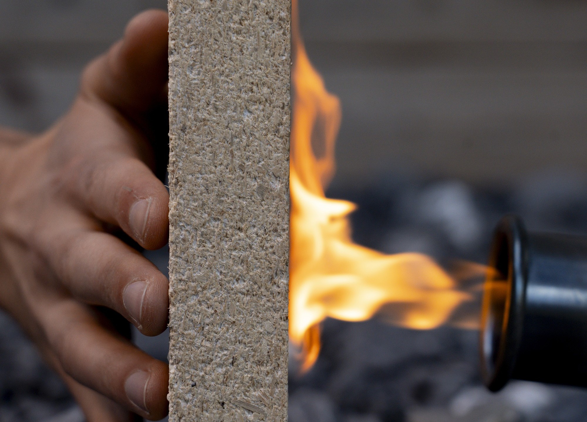 Komposit aus Sägemehl und Struvit.