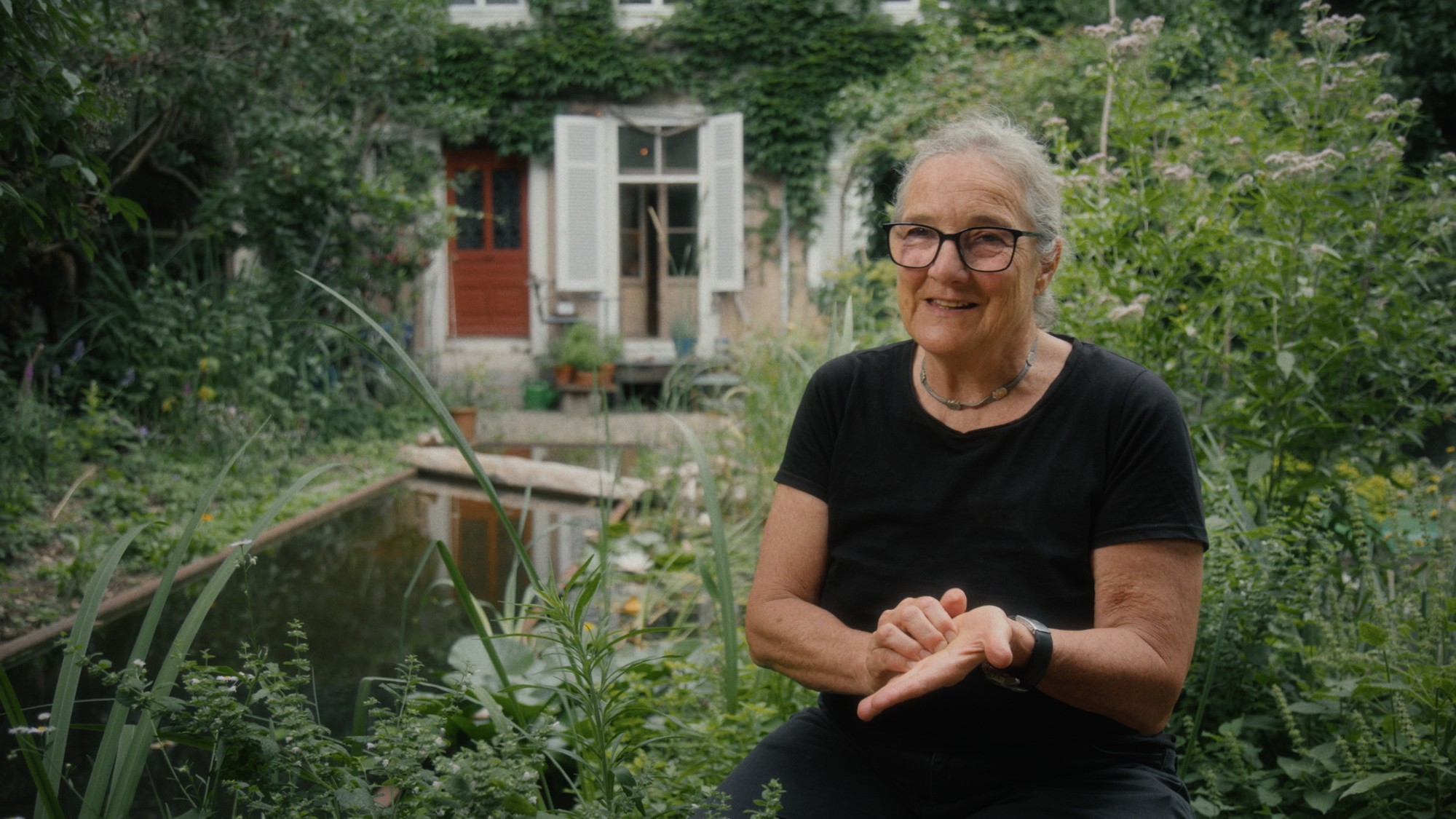 Filmstill mit Barbara Buser