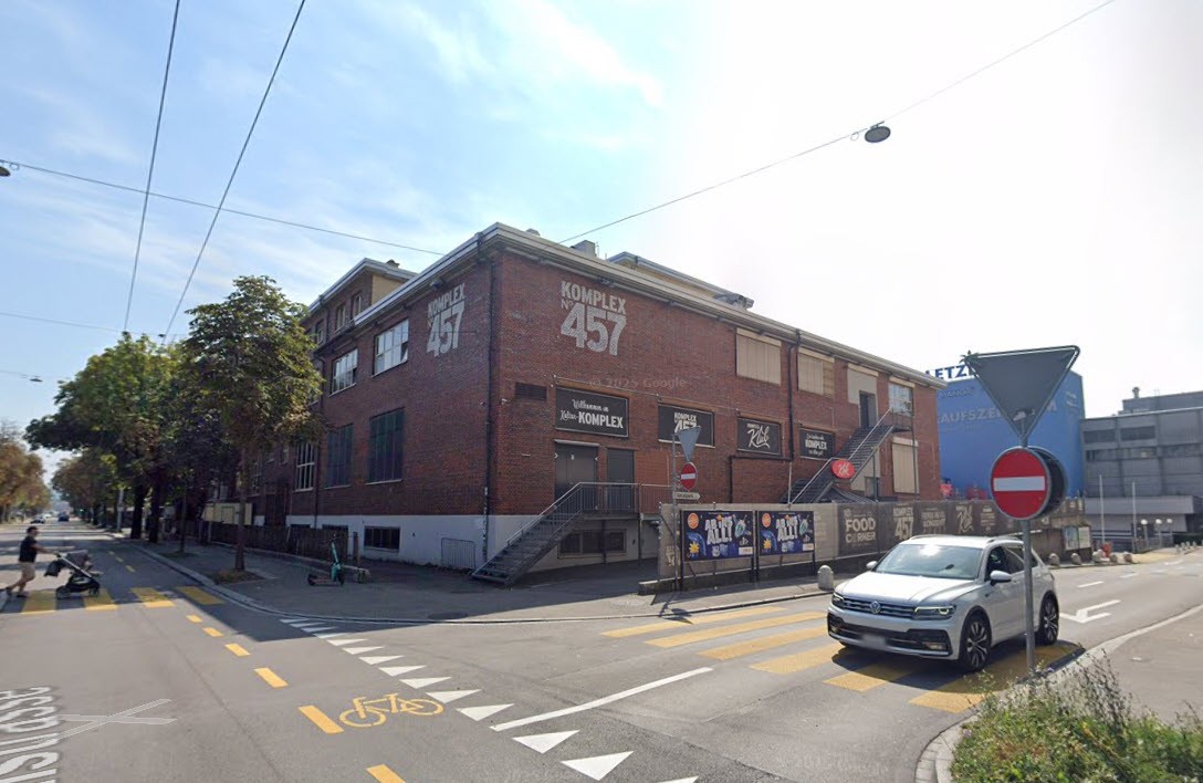Komplex 457 an Hohlstrasse in Zürich-Altstetten