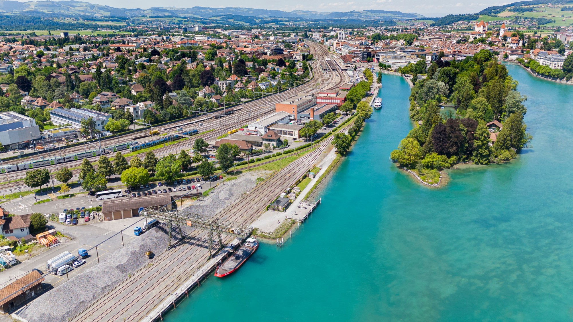Luftbild des Entwicklungsschwerpunkts Bahnhof in Thun
