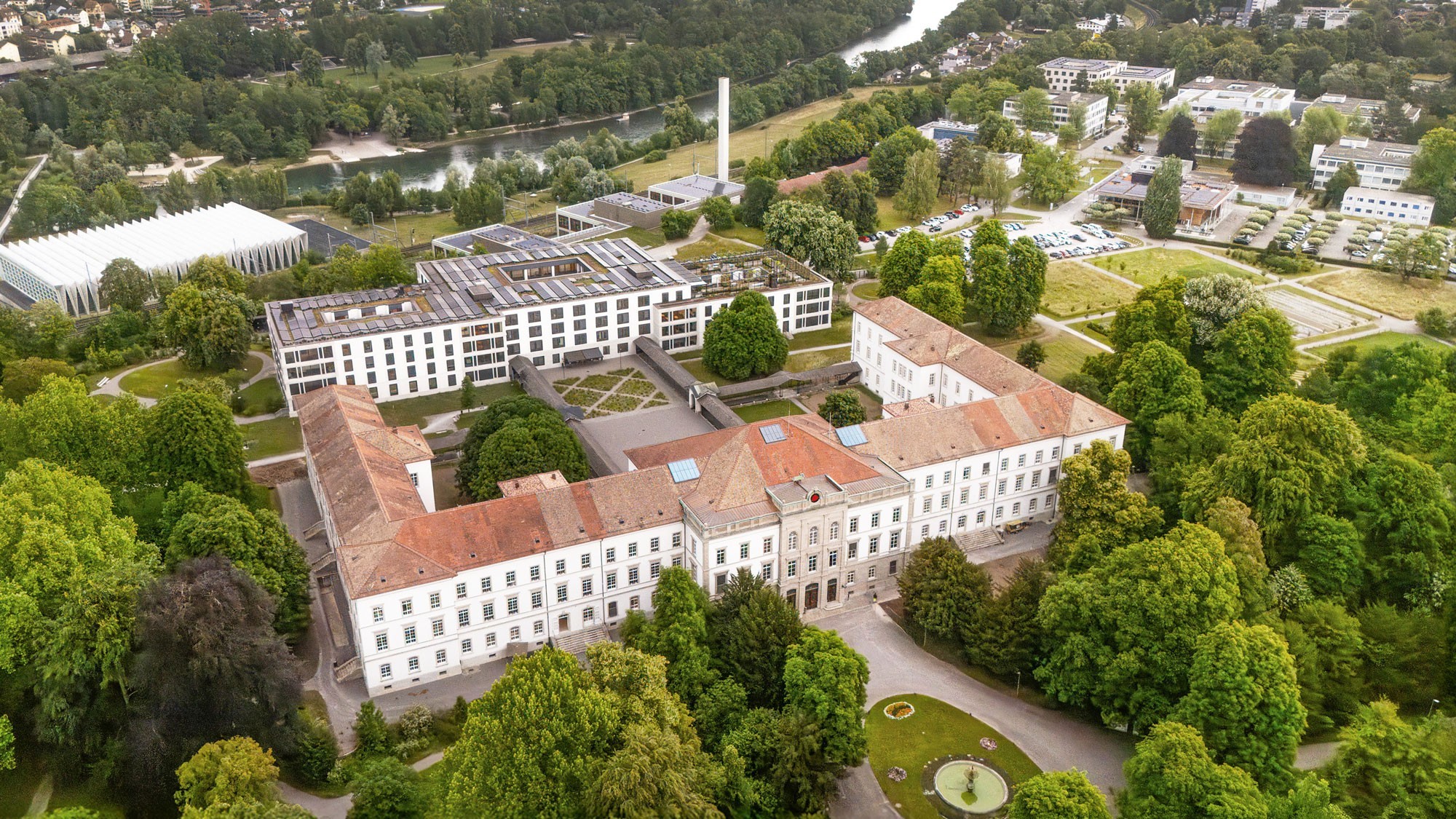Luftbild vom Hauptgebäude der PDAG in Windisch AG