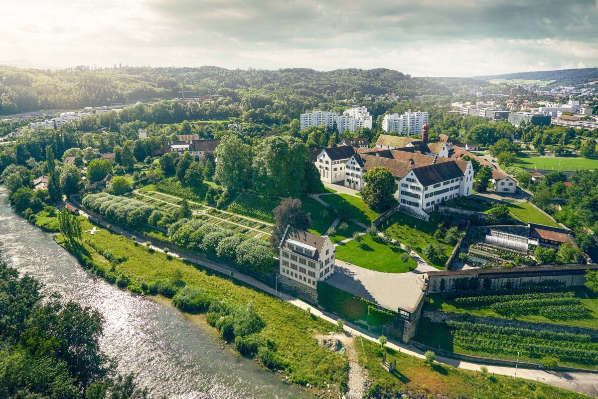 Luftaufnahme vom Kloster Wettingen