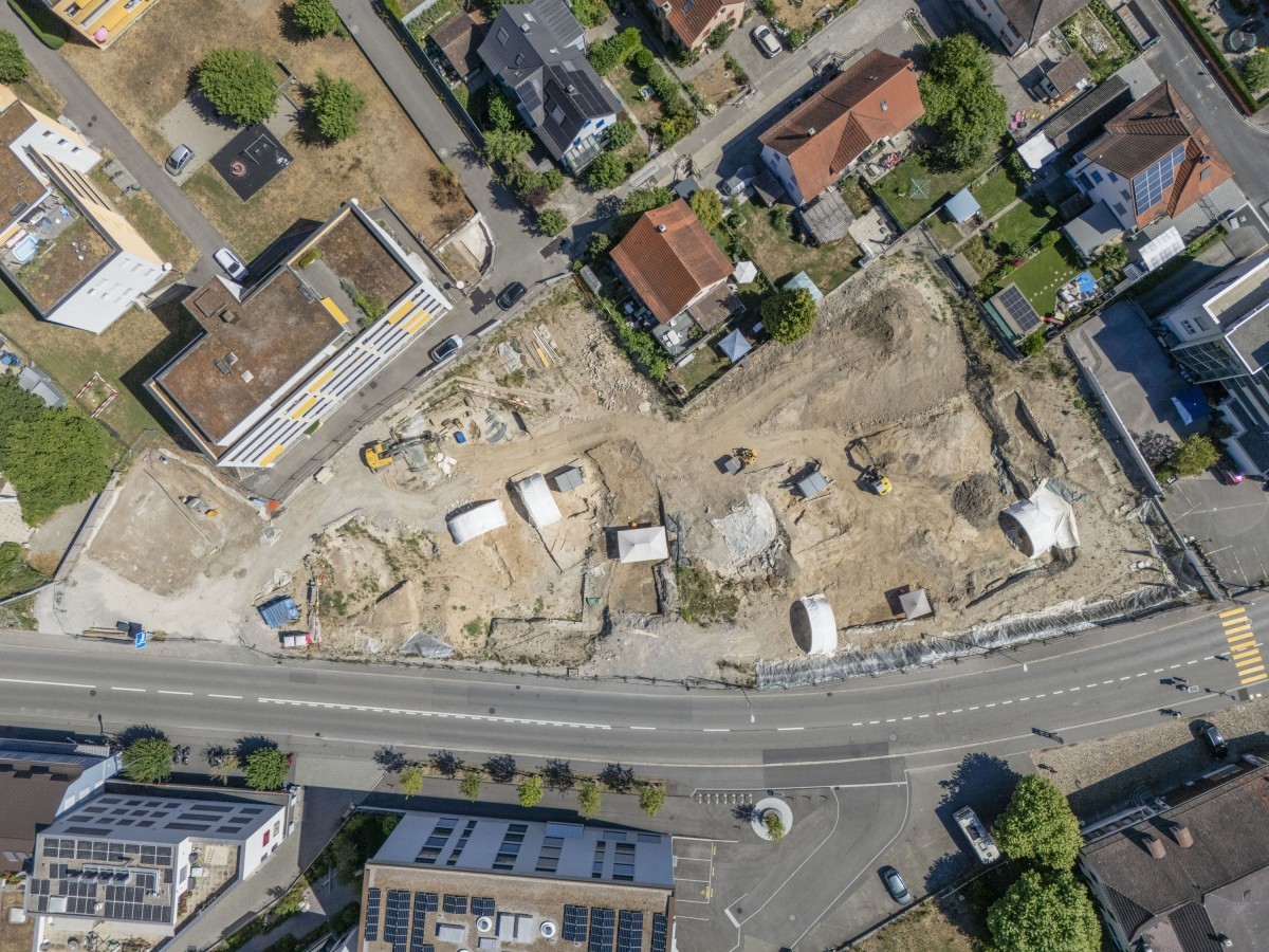 Luftbild der Rettungsgrabung an Zürcherstrasse bei Windisch AG