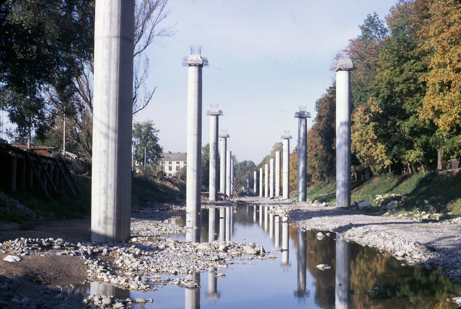 Brückenpfeiler der Sihlhochstrasse 1971