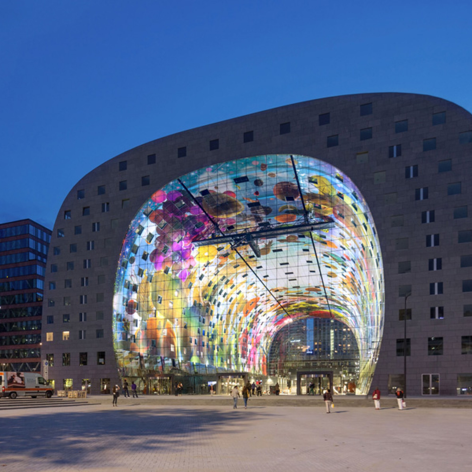 Der neue Foodmarkt in Rotterdam. (Bilder: Ossip van Duivenbode)