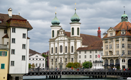 Jesuitenkirche Luzern (wikimedia.org, Leiju, CC)