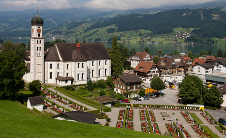 Pfarr- und Wallfahrtskirche Sachseln (wikimedia.org, Roland Zumbuehl, CC)