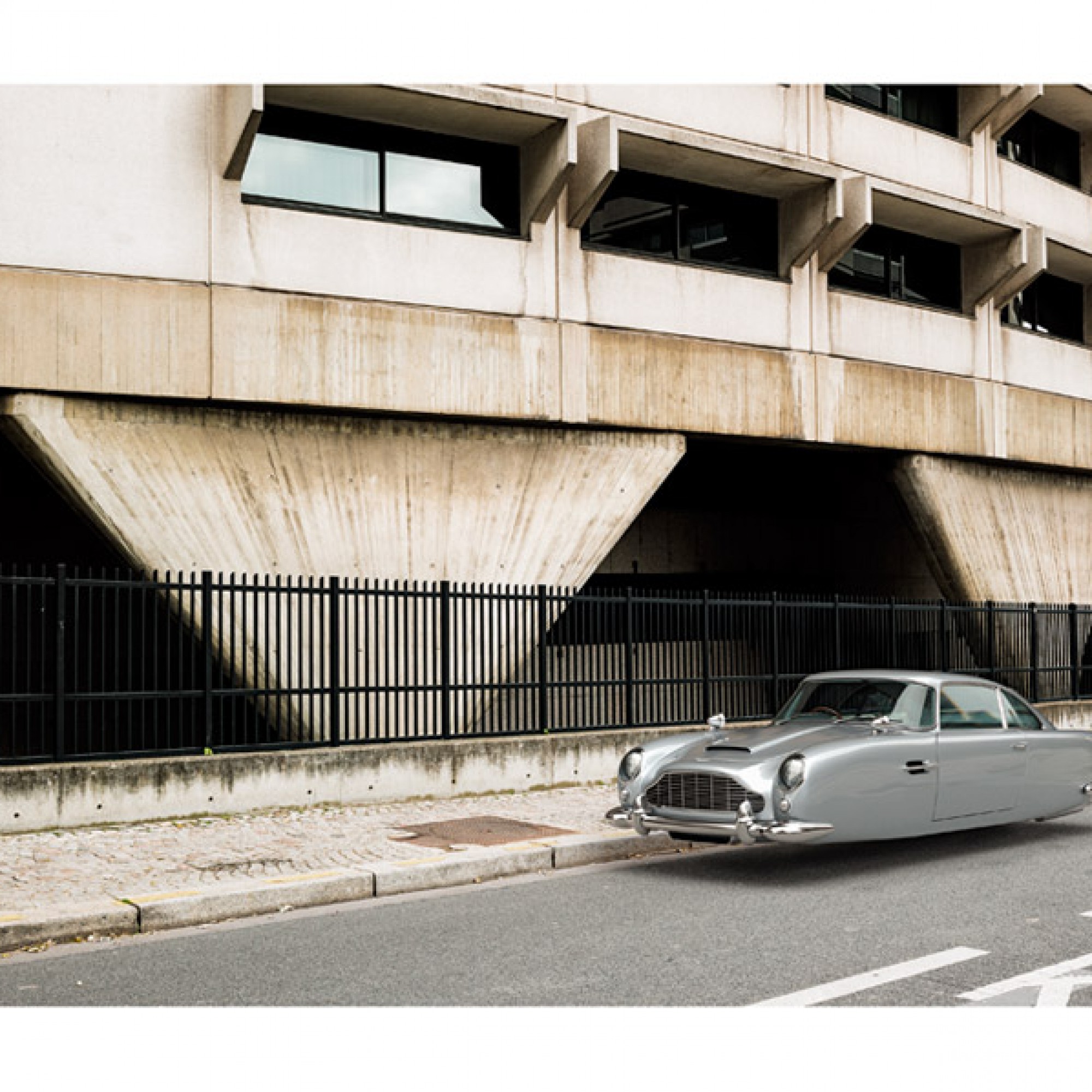 Aston Martin DB5. (Renaud Marion / M.A.D. Gallery / zvg)