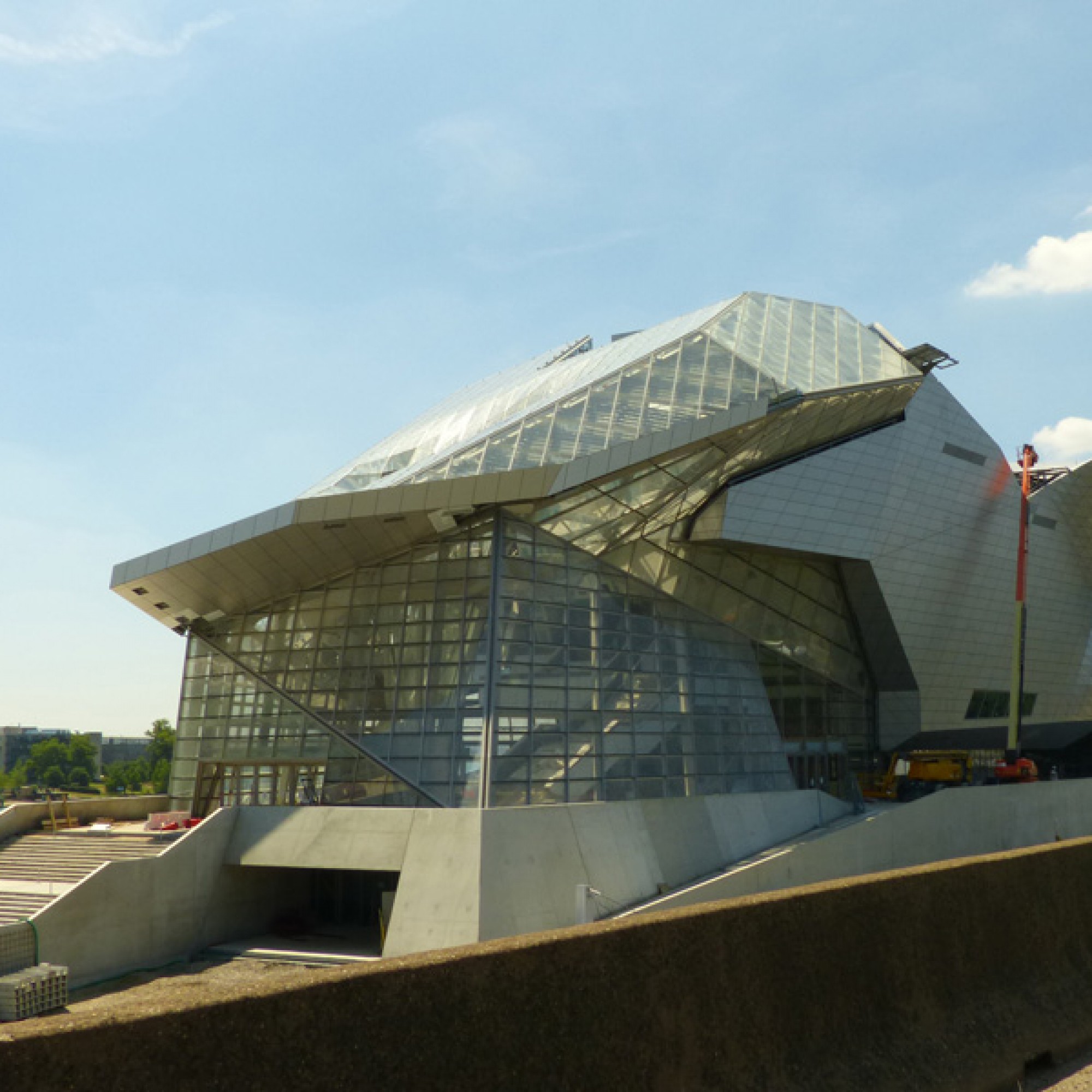 Das musée de confluences im Juni letztes Jahr (wikimedia.org, Bahnfisch, CC)
