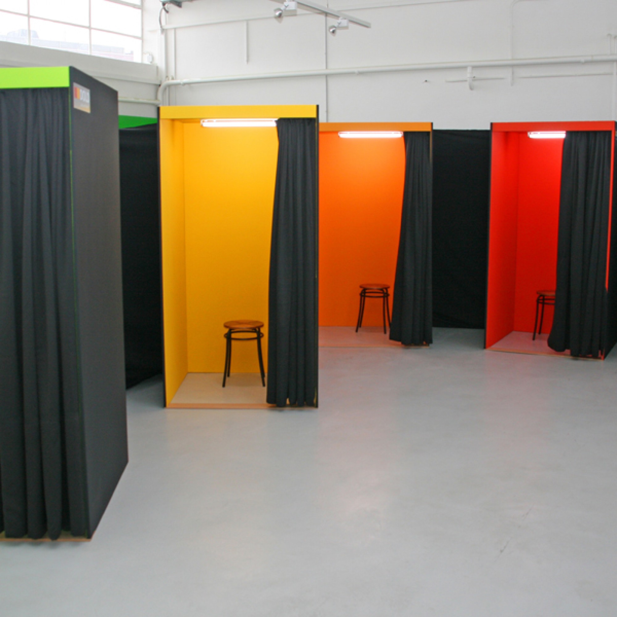 Wie man auf Farben reagiert, lässt sich an einer Ausstellung der «pro/colore» erkunden.