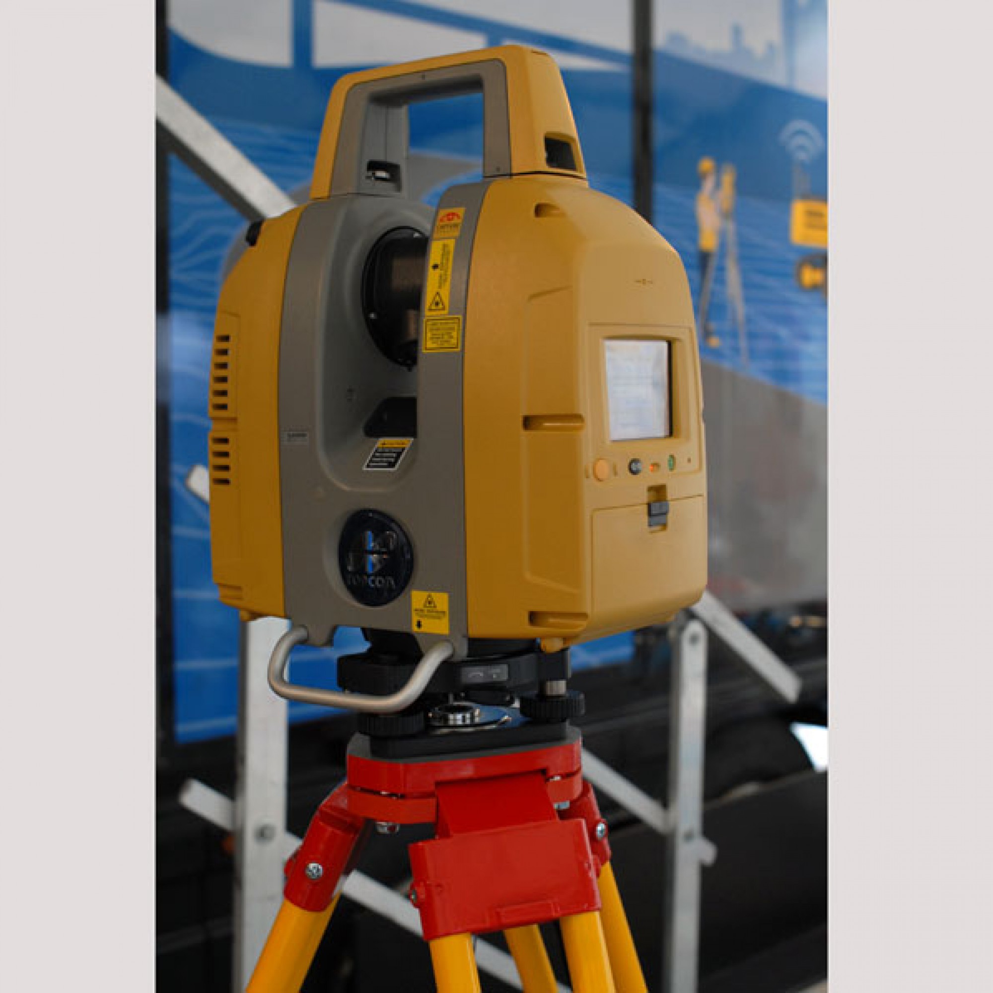 Dieser Laserscanner von Topcon erzeugt innerhalb von Sekunden genaue 3D-Bilder eines Raumes. (Bild: Stefan Breitenmoser)