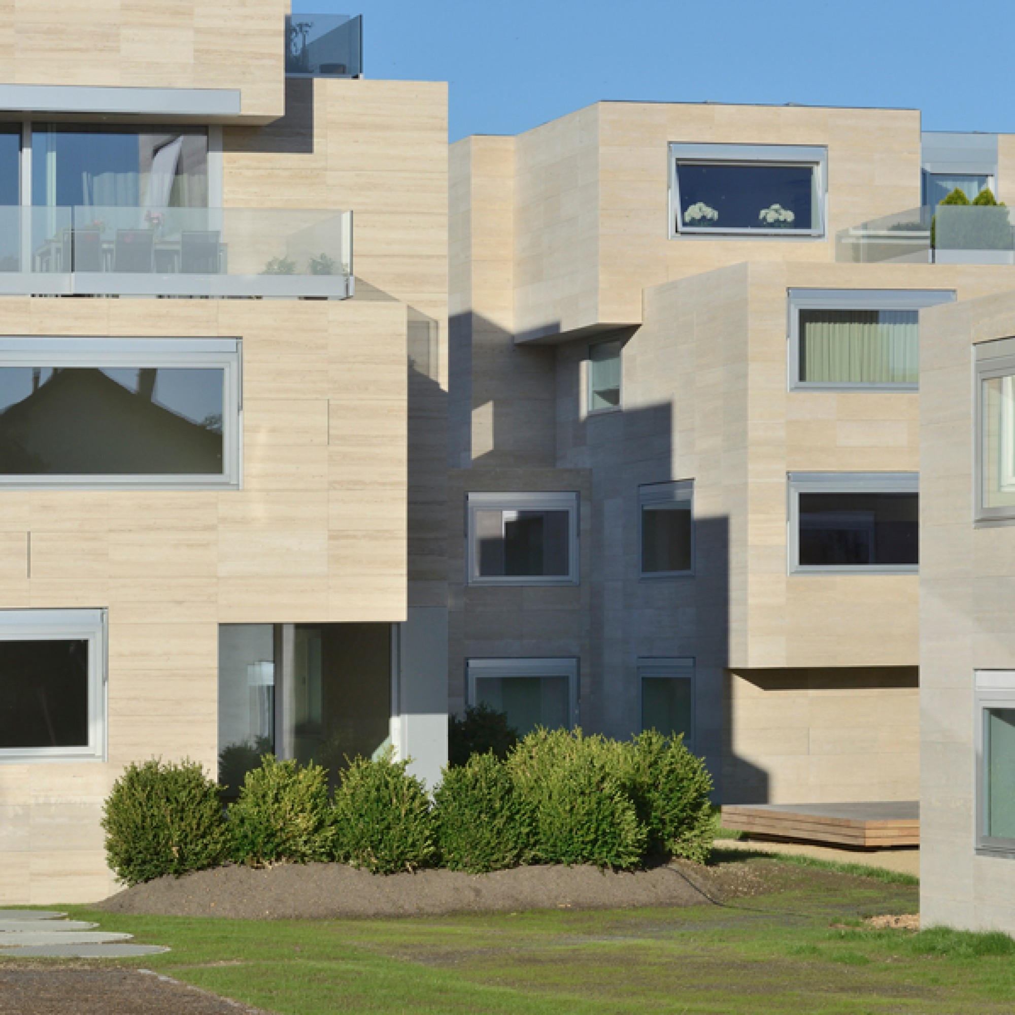 ...und eine Überbauung in Lausanne haben Chancen auf eine Auszeichnung in der Kategorie  „Ein- und Mehrfamilienhäuser“.  (Deutscher Naturwerkstein-Verband / PD) 