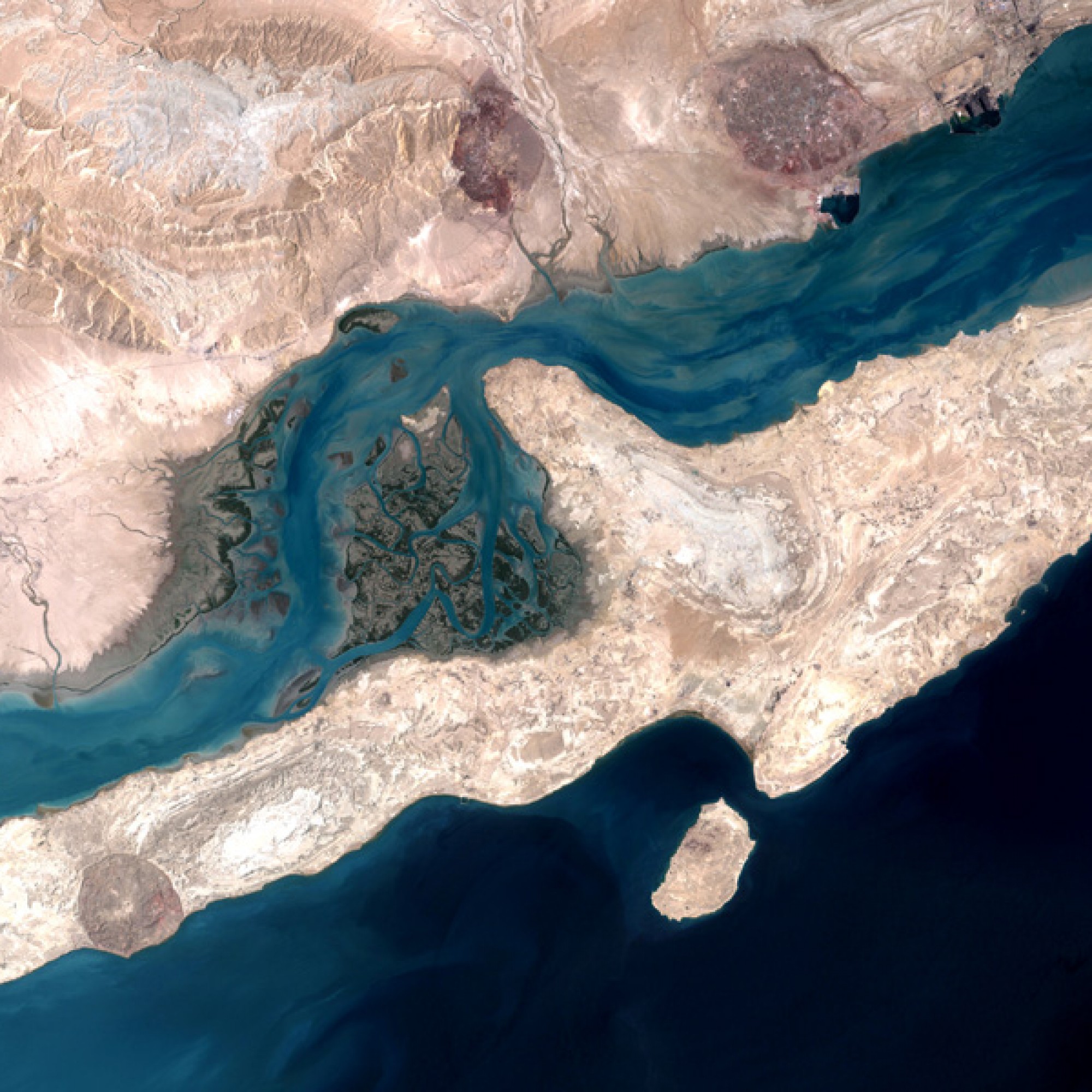 Die zum Iran gehörende Insel Qeschm im Persischen Golf (gemeinfrei)