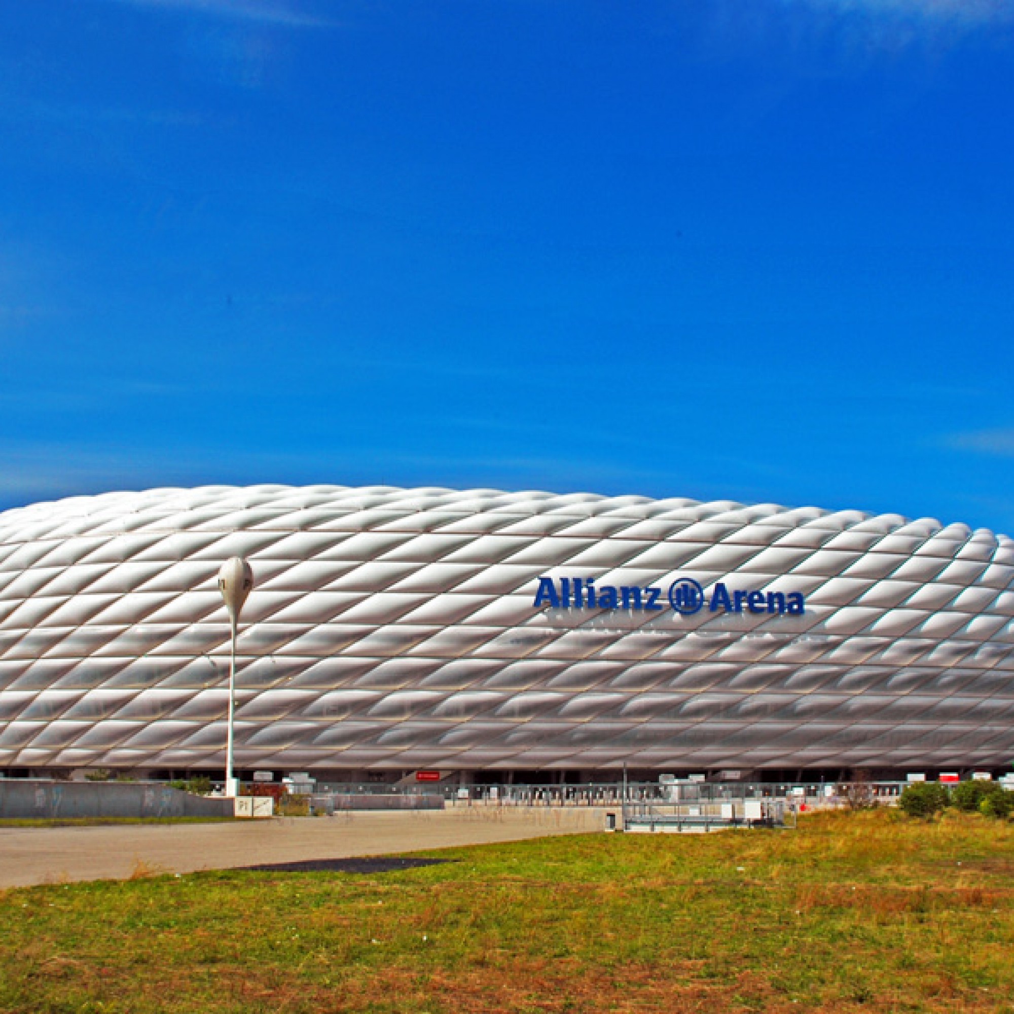 Die Allianz-Arena in München 2010 (wikimedia.org, Guido Radig, CC)