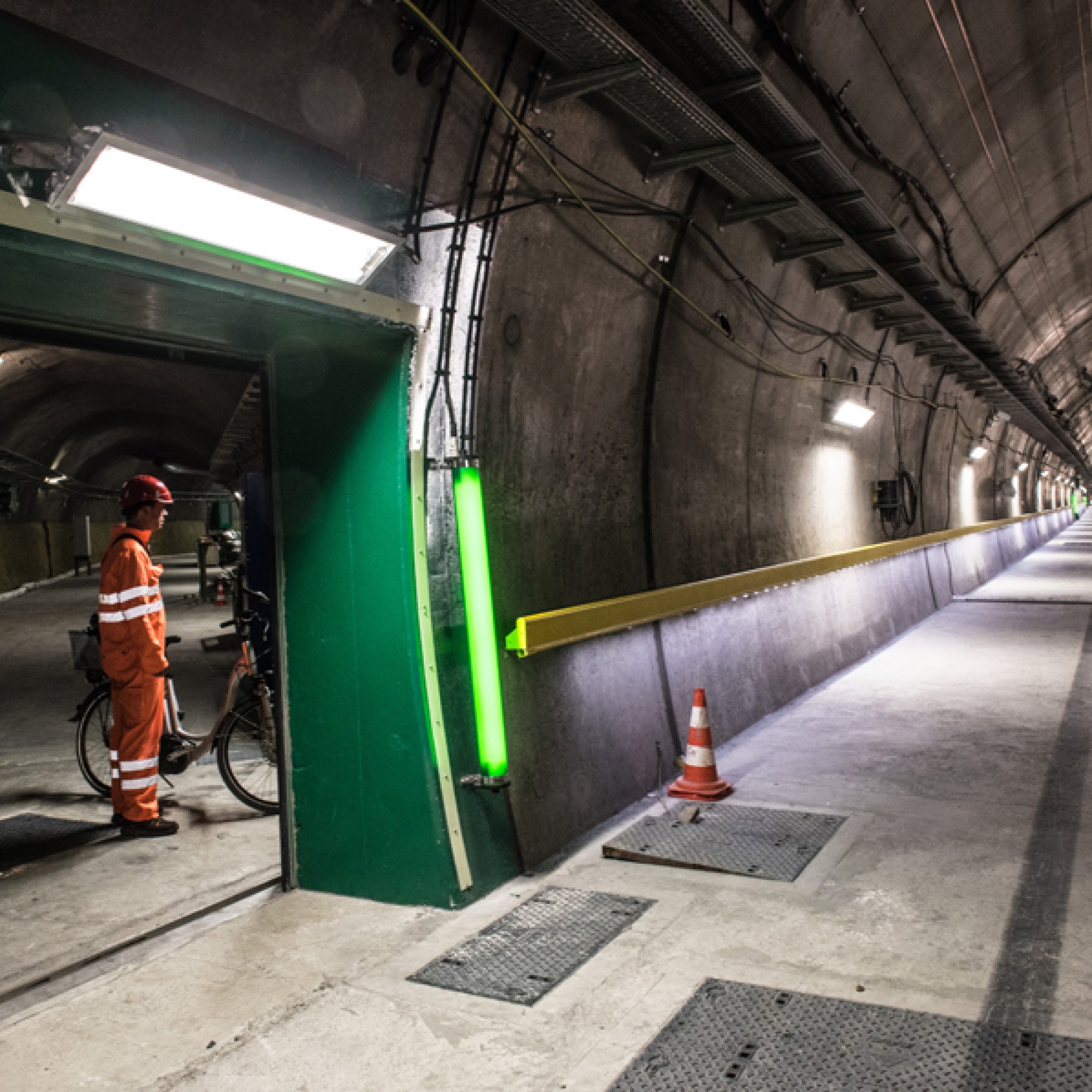 Nothaltestelle Süd, Fluchtstollen. (Alptransit/PD)