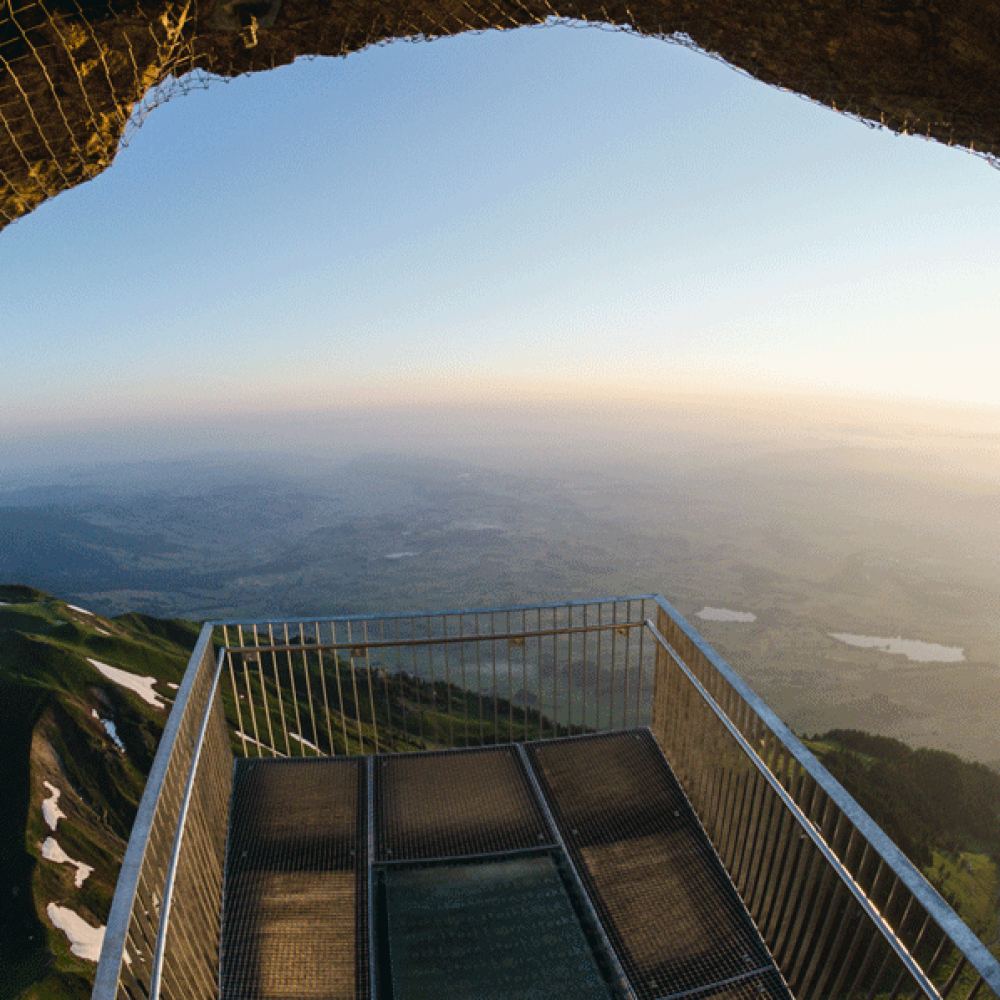 Stockhorn: Balkon in der Nordwand (4/8) / Bild: Stockhornbahn AG