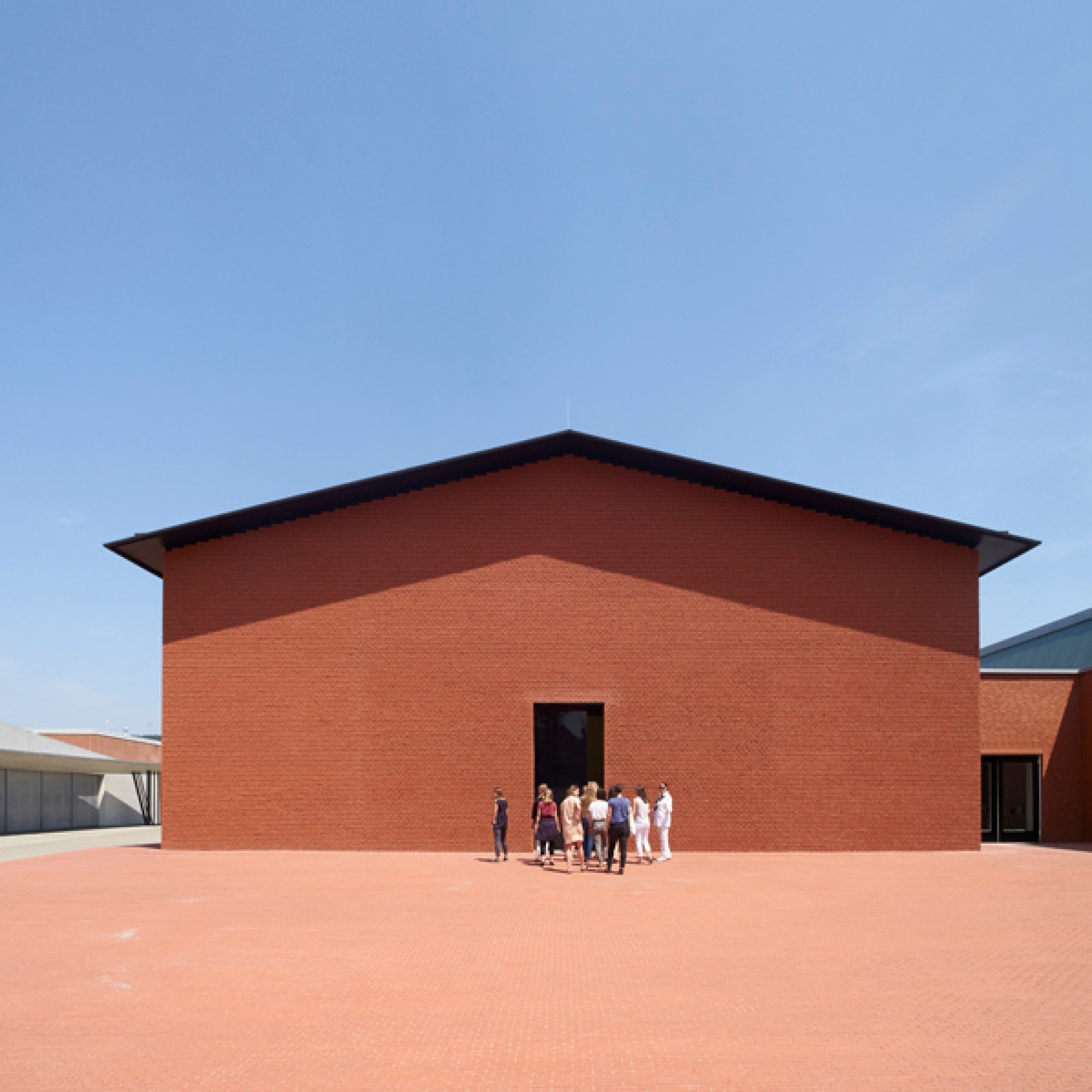Das Schaudepot von Aussen... (© Vitra Design Museum, Julien Lanoo)